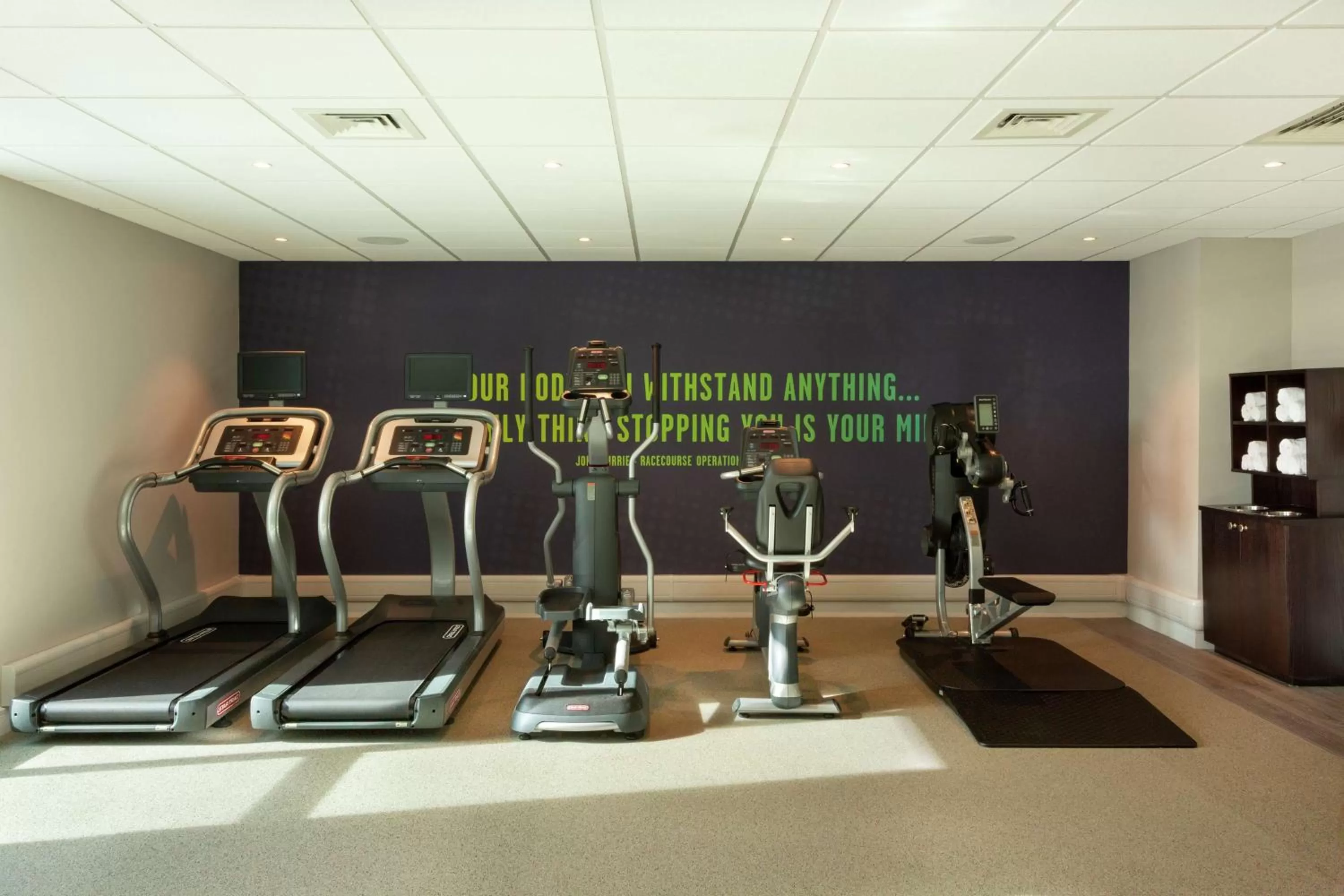 Fitness centre/facilities in Hampton By Hilton Hamilton Park