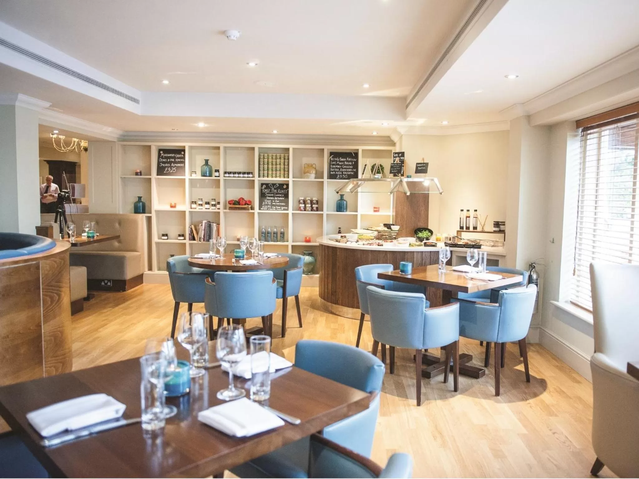 Restaurant/places to eat in Cottons Hotel and Spa