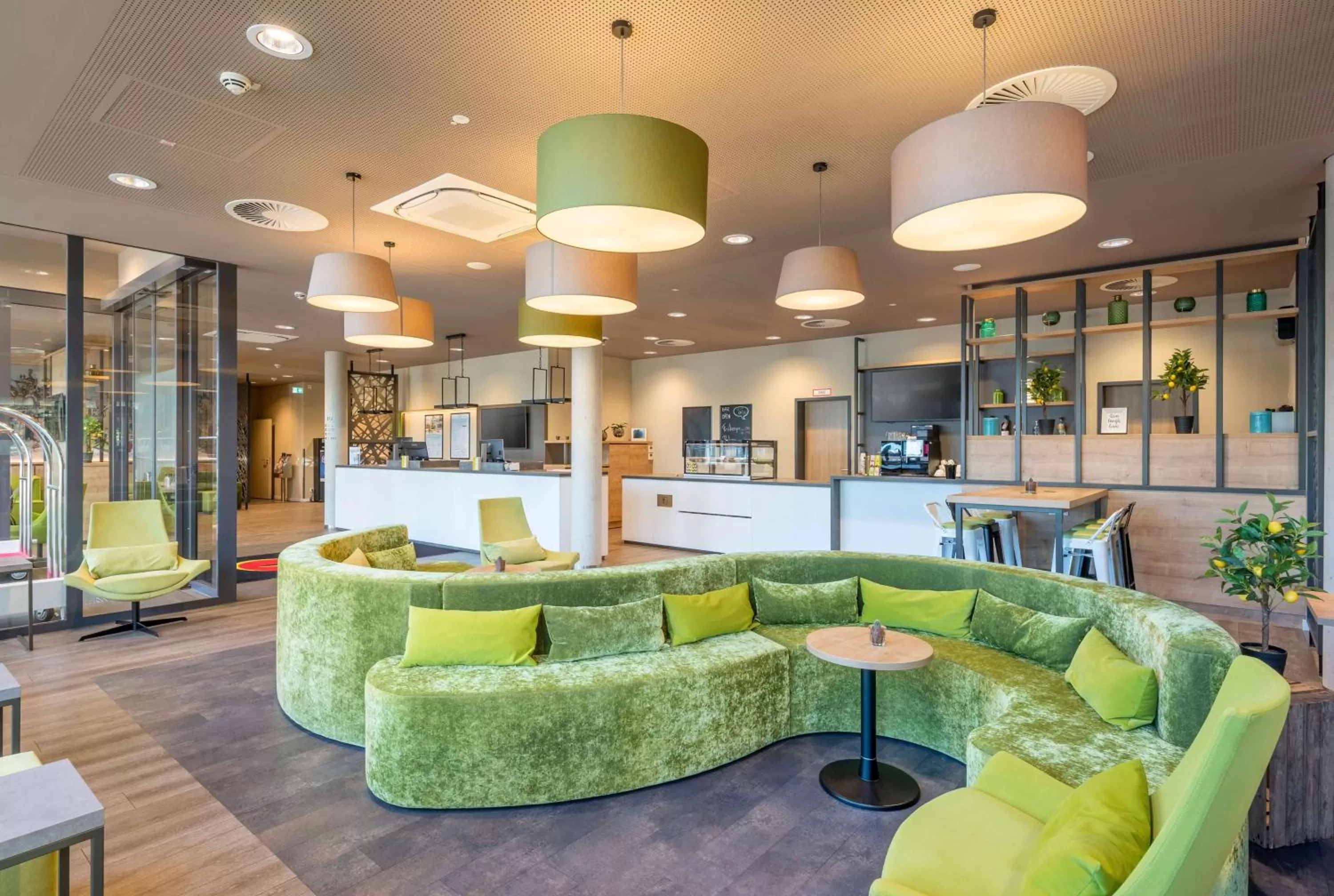 Restaurant/places to eat in Super 8 by Wyndham Dresden