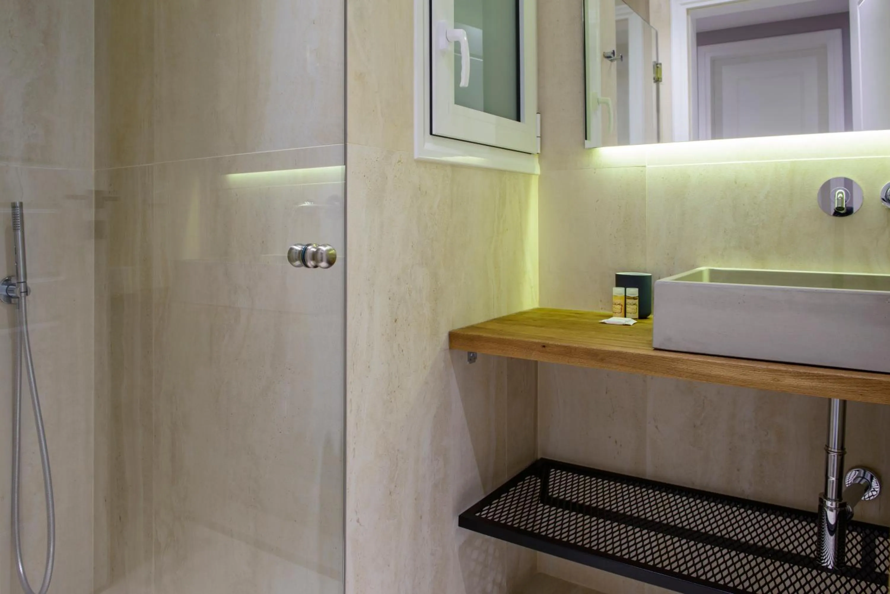 Off site in Marble House