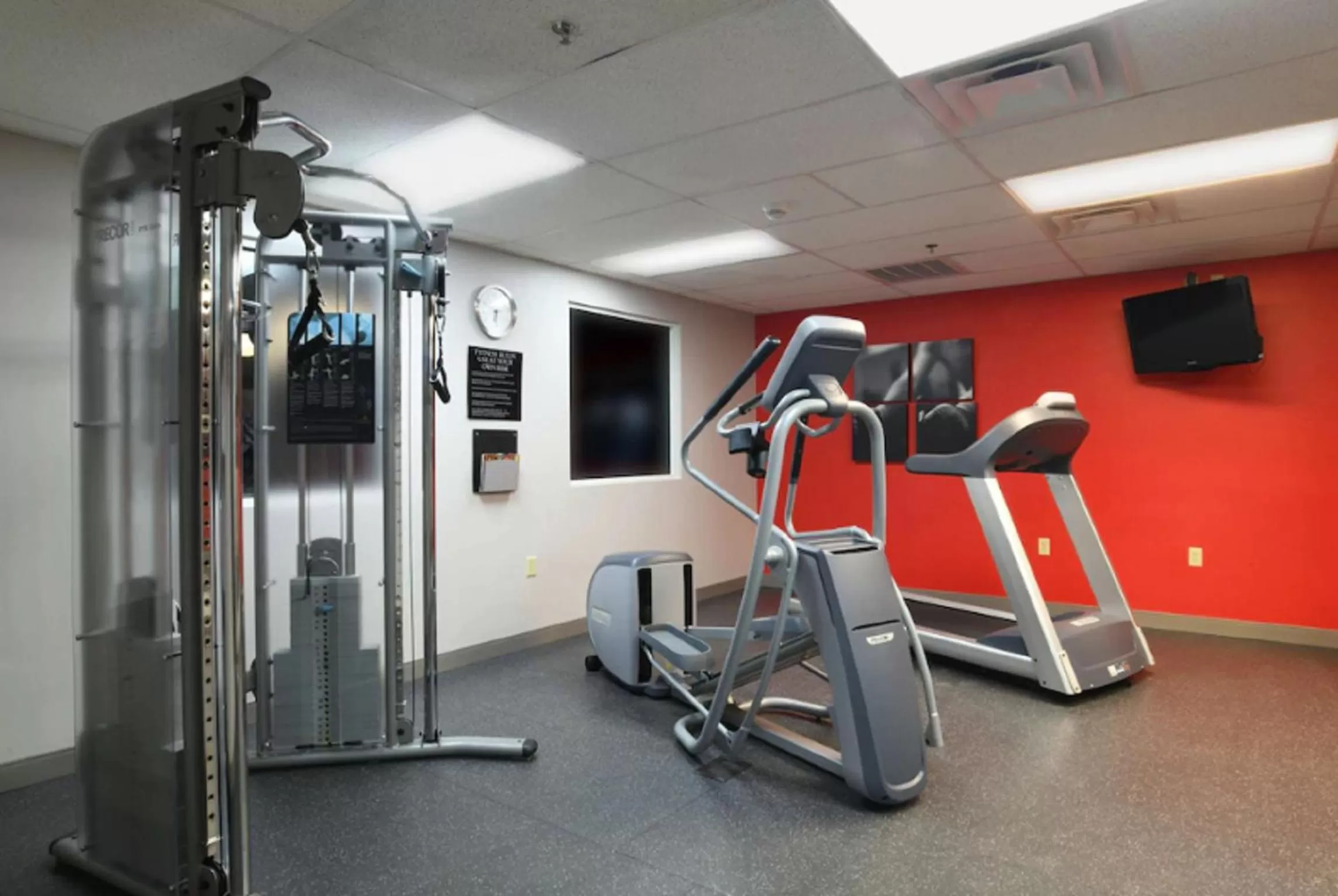 Fitness centre/facilities in Country Inn & Suites by Radisson, Oklahoma City - Bricktown, OK