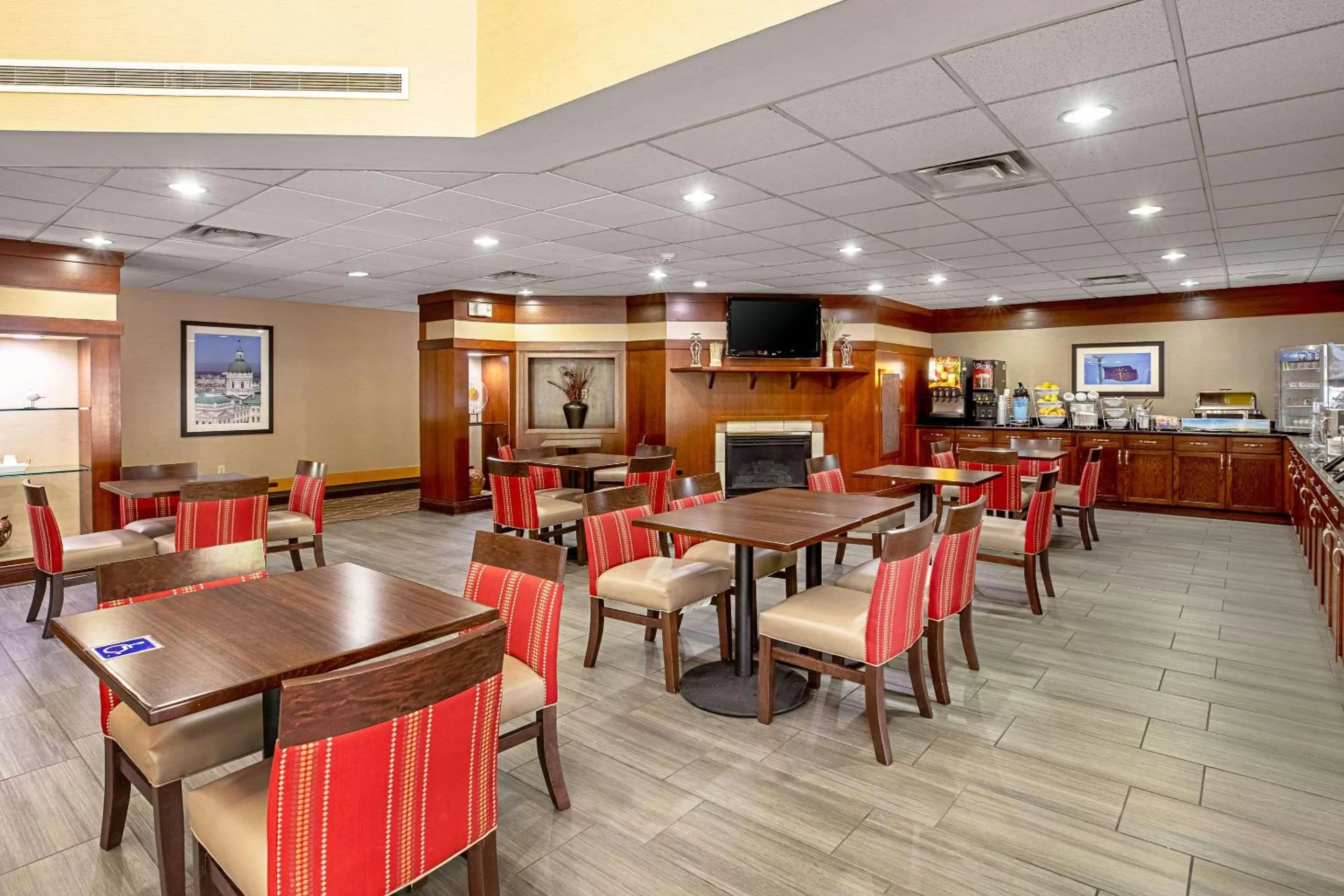 Restaurant/places to eat in Comfort Inn Indianapolis North - Carmel