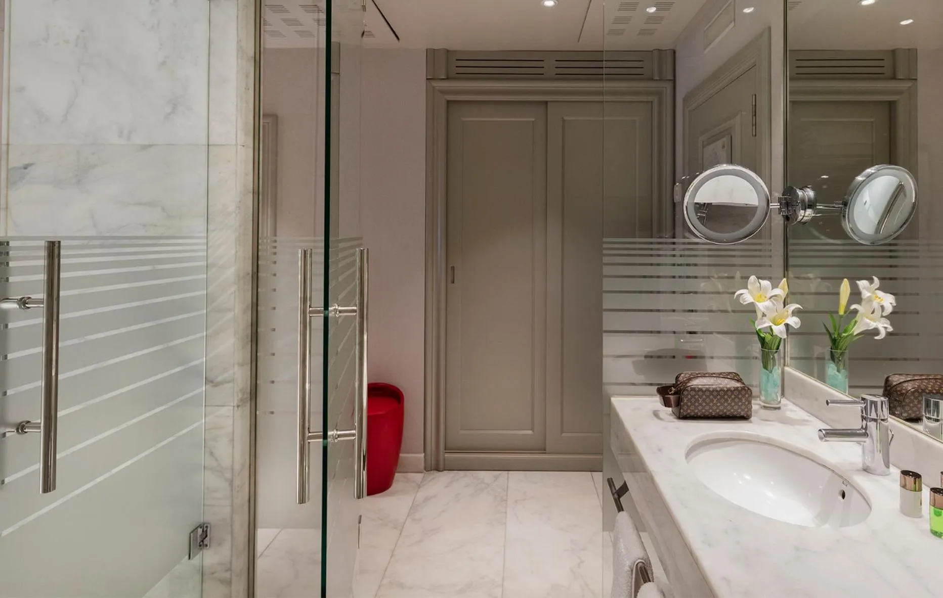 Bathroom in Preciados