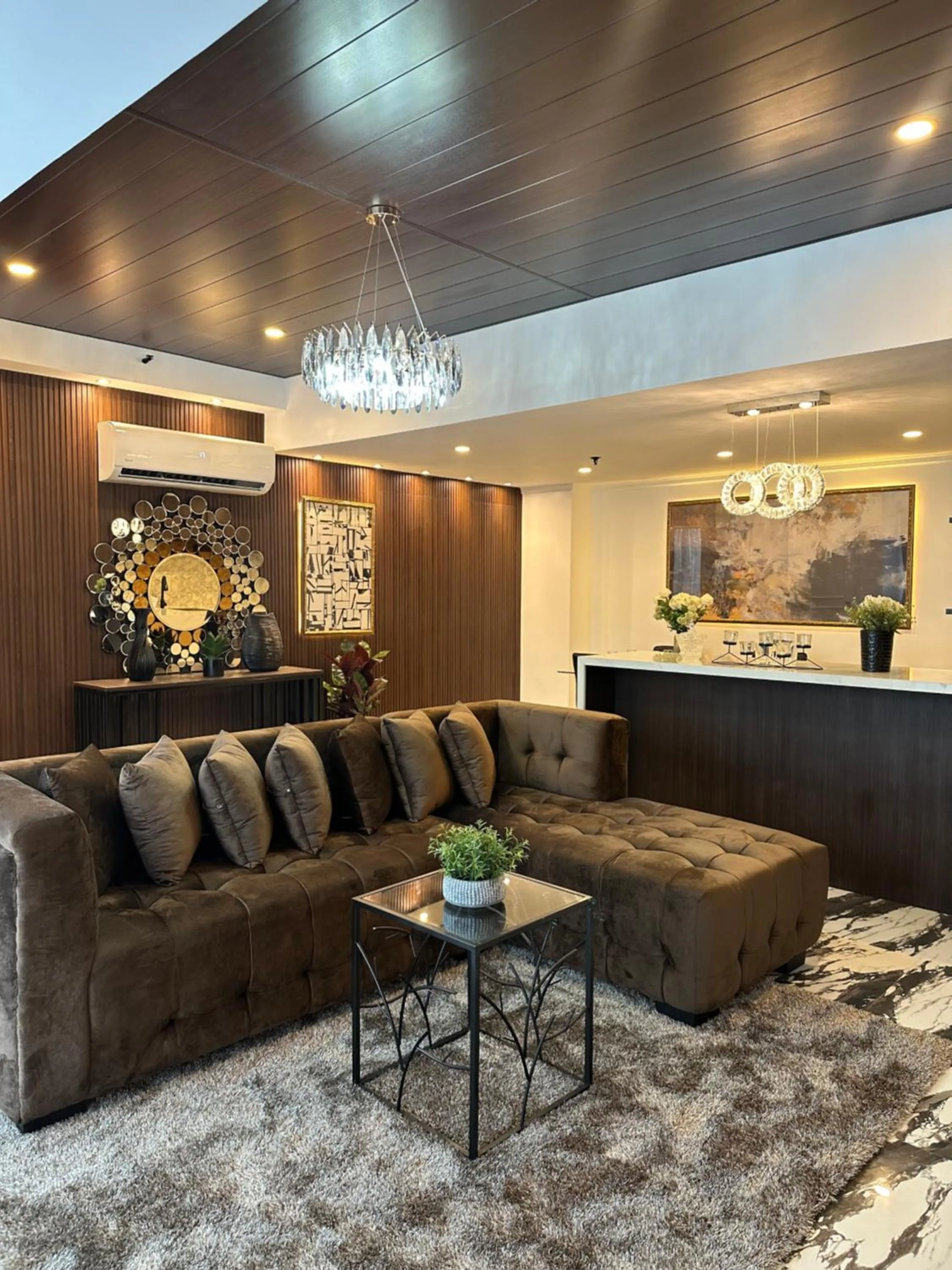 Living room in Mpt Suites