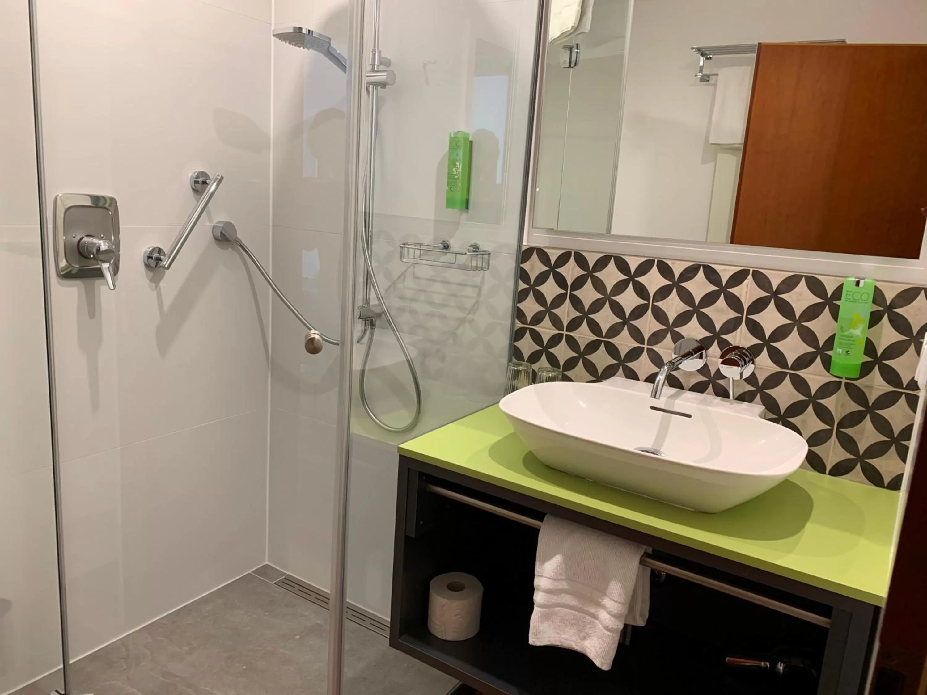 Shower in Hotel am Torturm