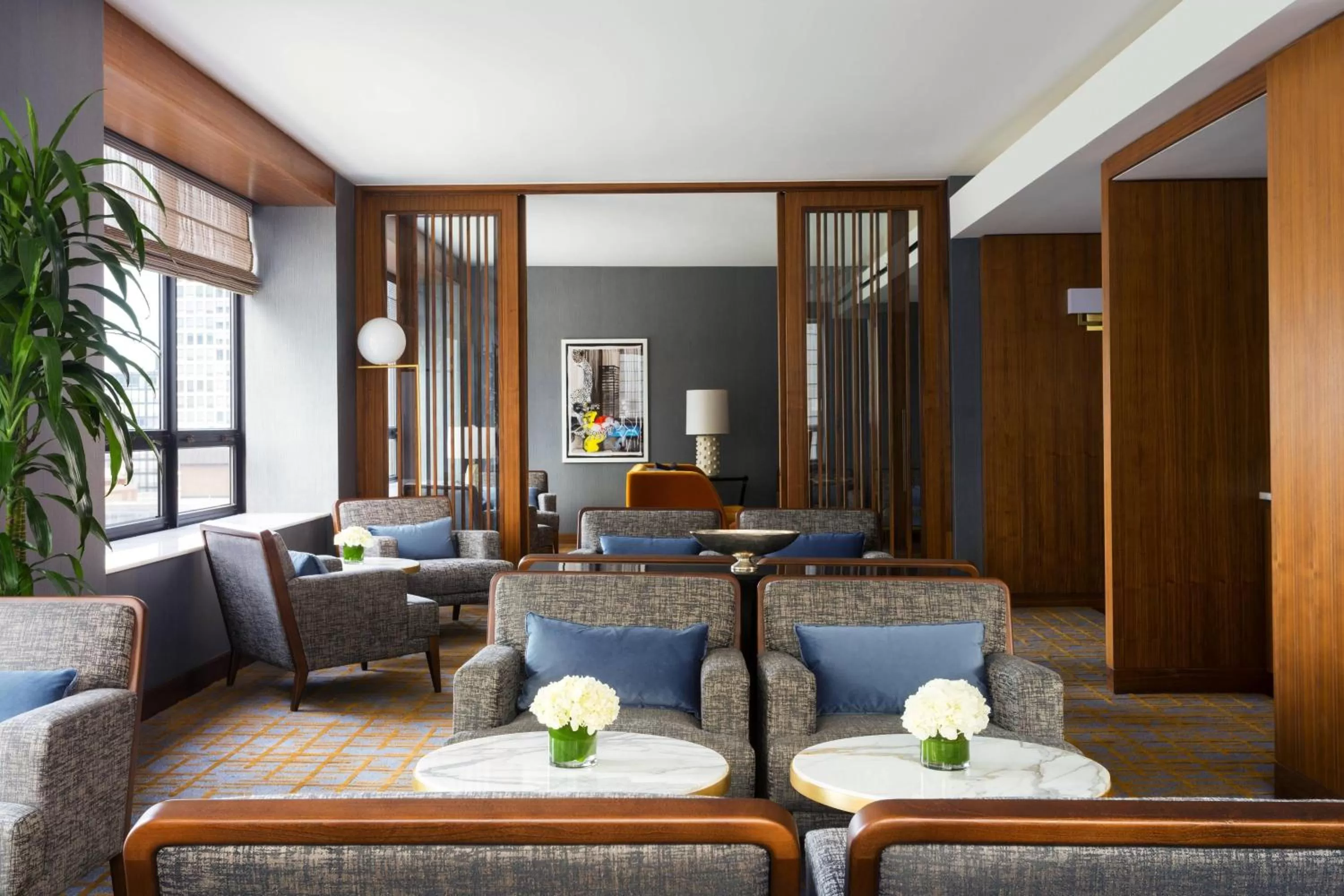 Lounge or bar in The Ritz-Carlton, Chicago