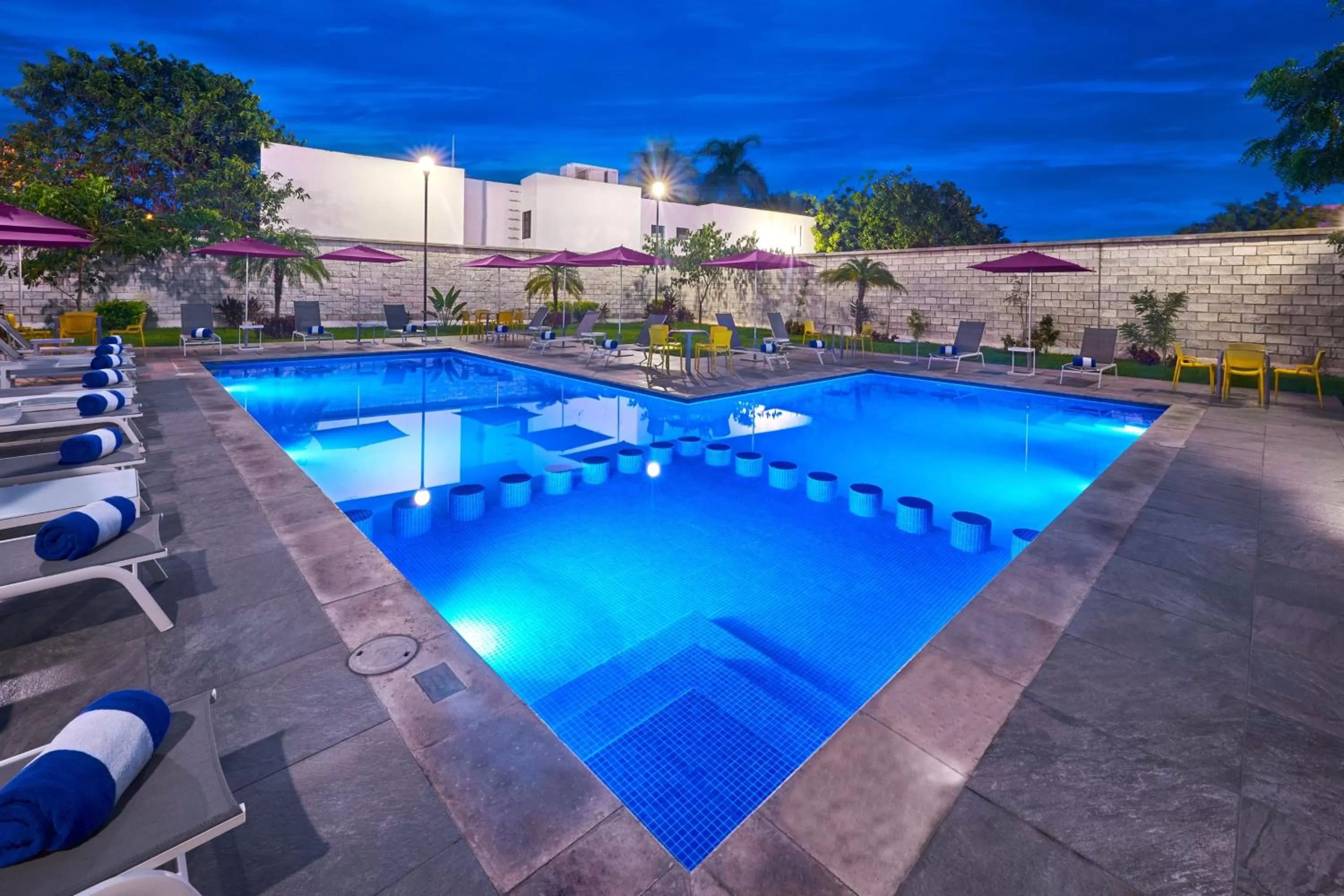 Swimming pool in City Express by Marriott Mérida