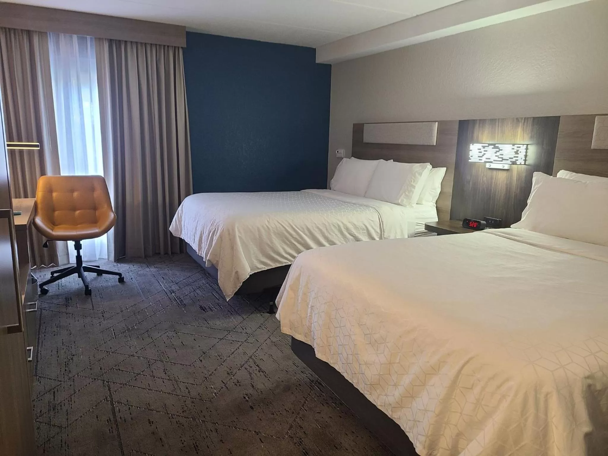 Photo of the whole room, Bed in Holiday Inn Express Fort Lauderdale North - Executive Airport by IHG