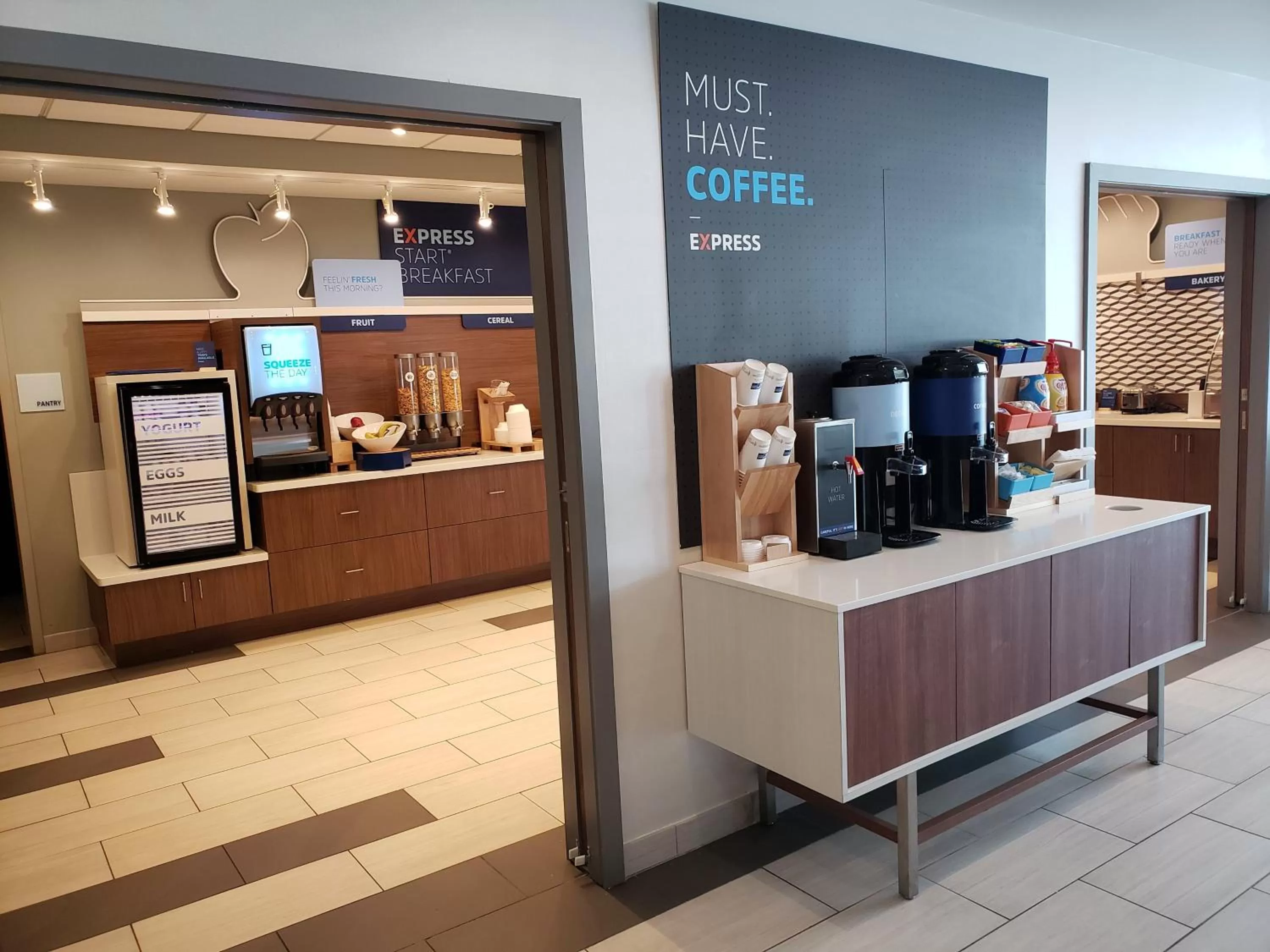 Breakfast in Holiday Inn Express & Suites Nashville North - Springfield by IHG