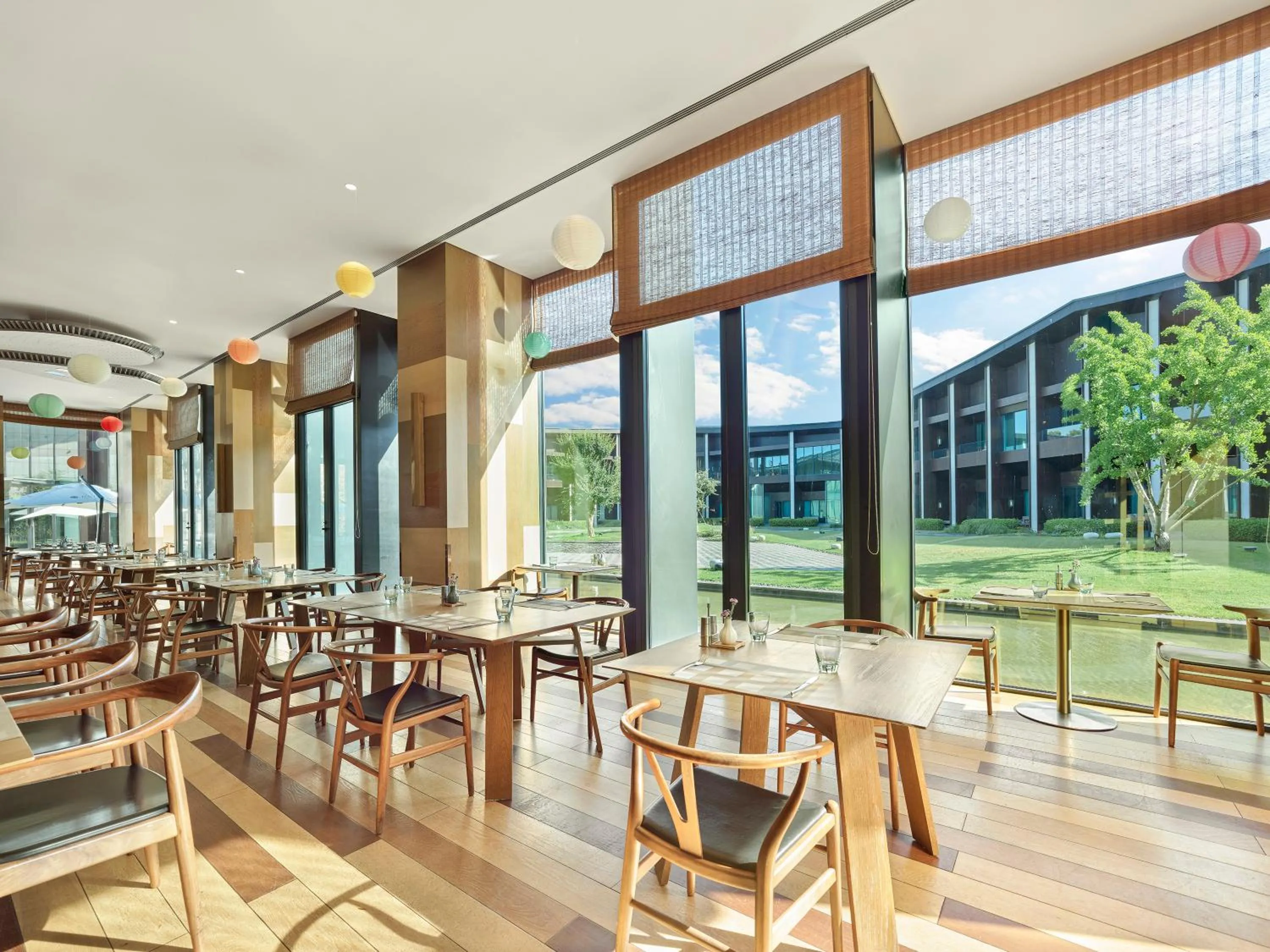 Restaurant/places to eat in Pullman Kaifeng Jianye