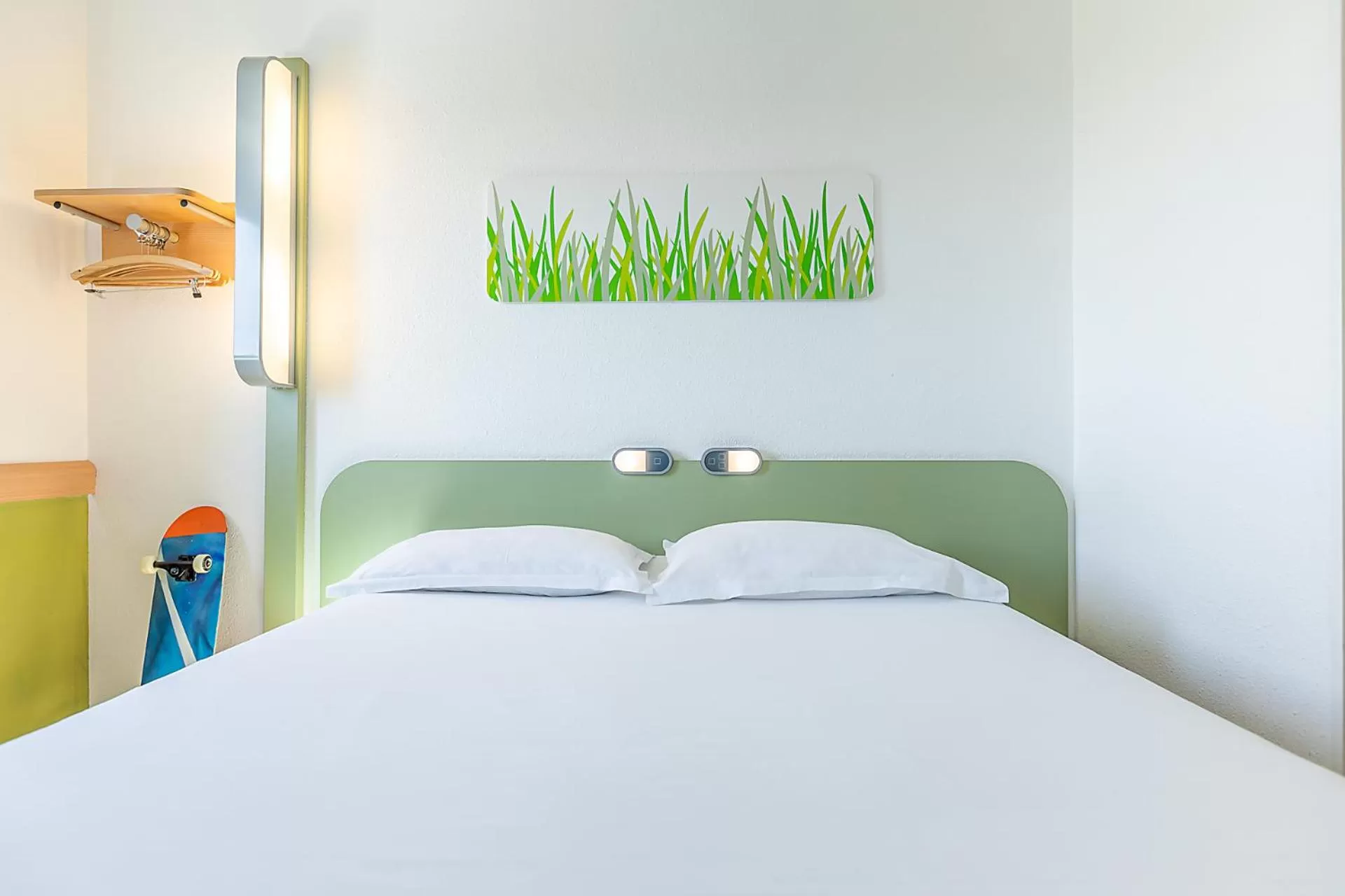 Bedroom, Bed in Hotel ibis Budget Porto Gaia