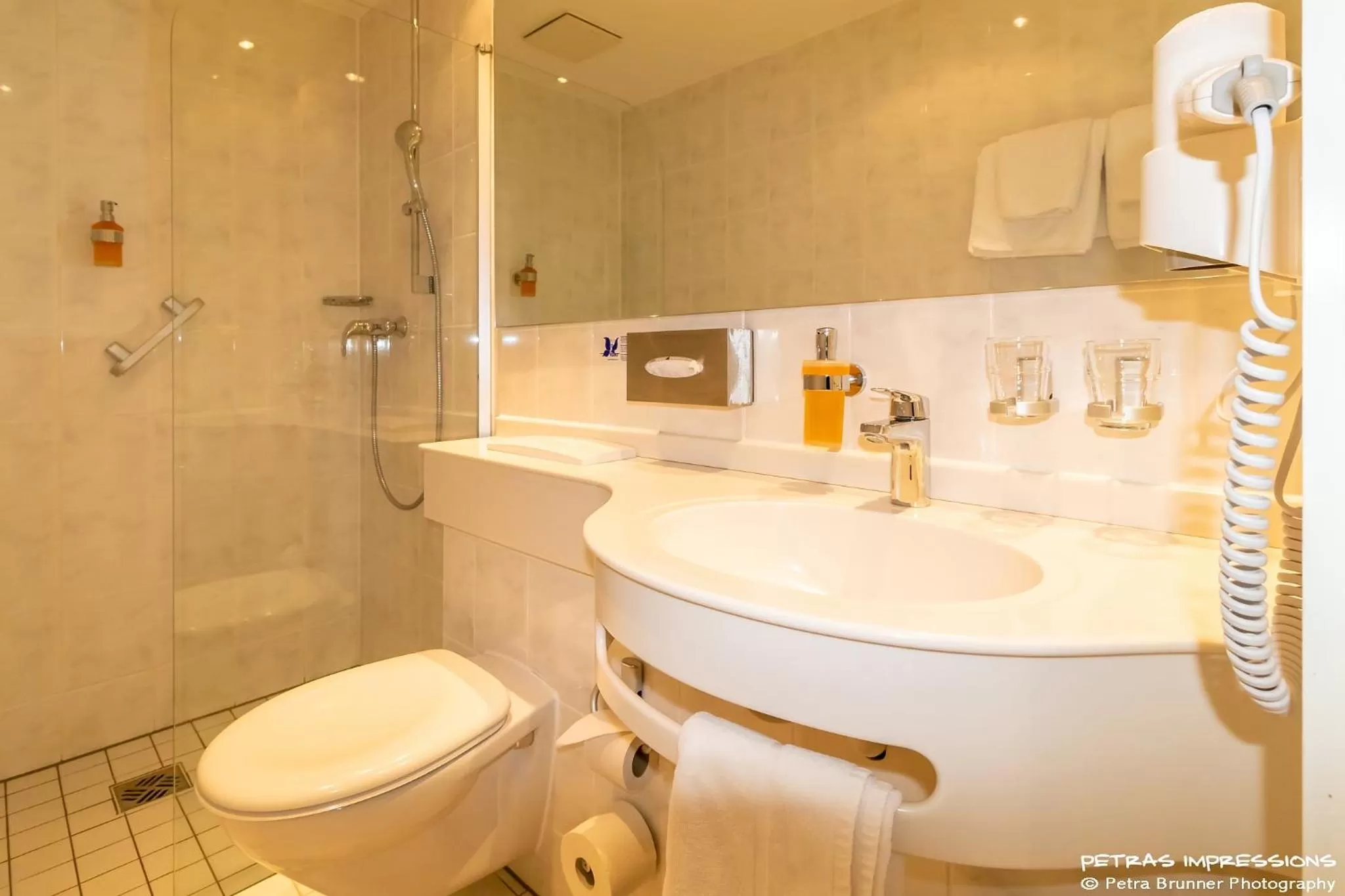 Bathroom in Hotel Oberwirt Wangen