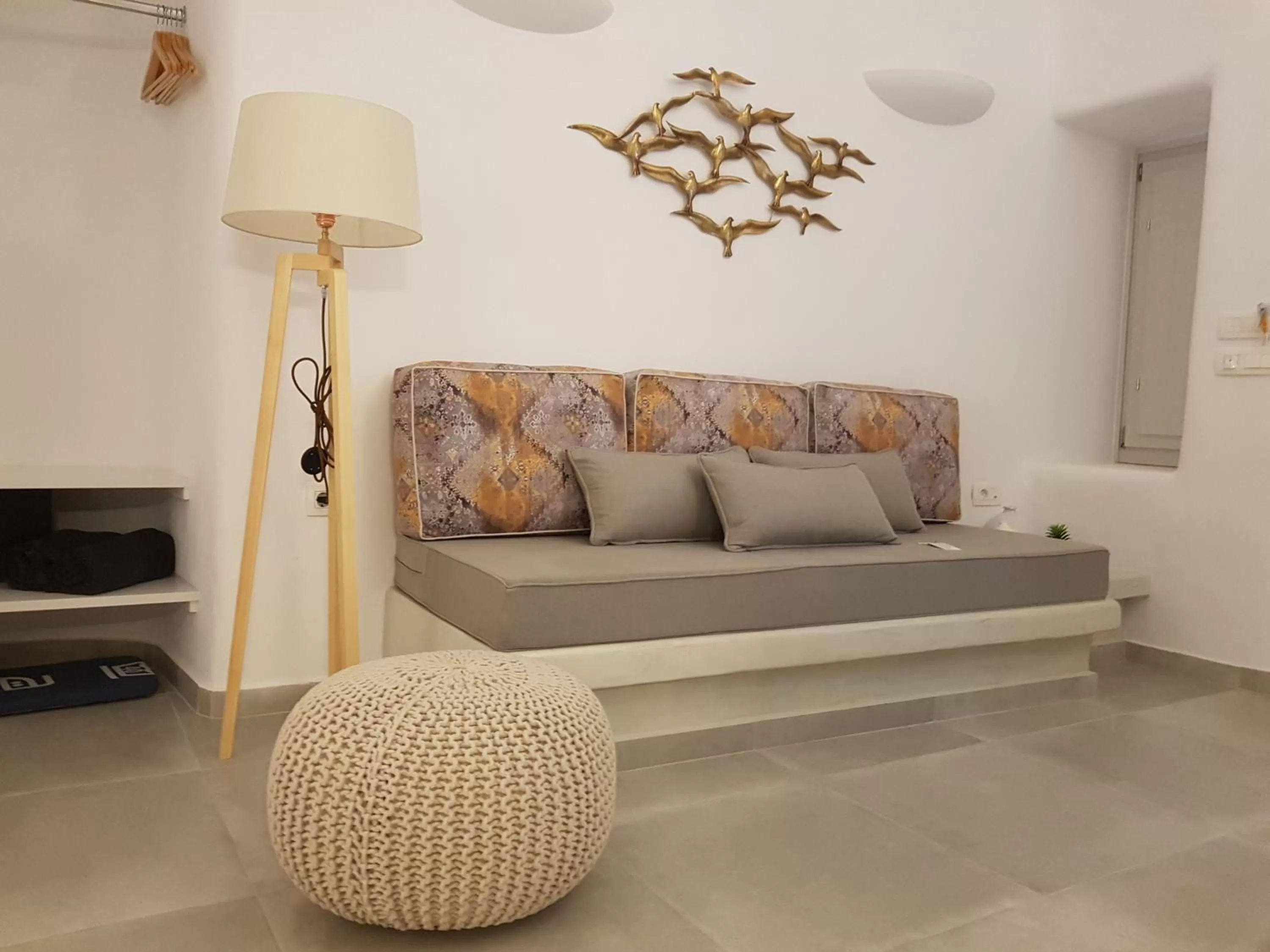 Living room in Adamant Suites