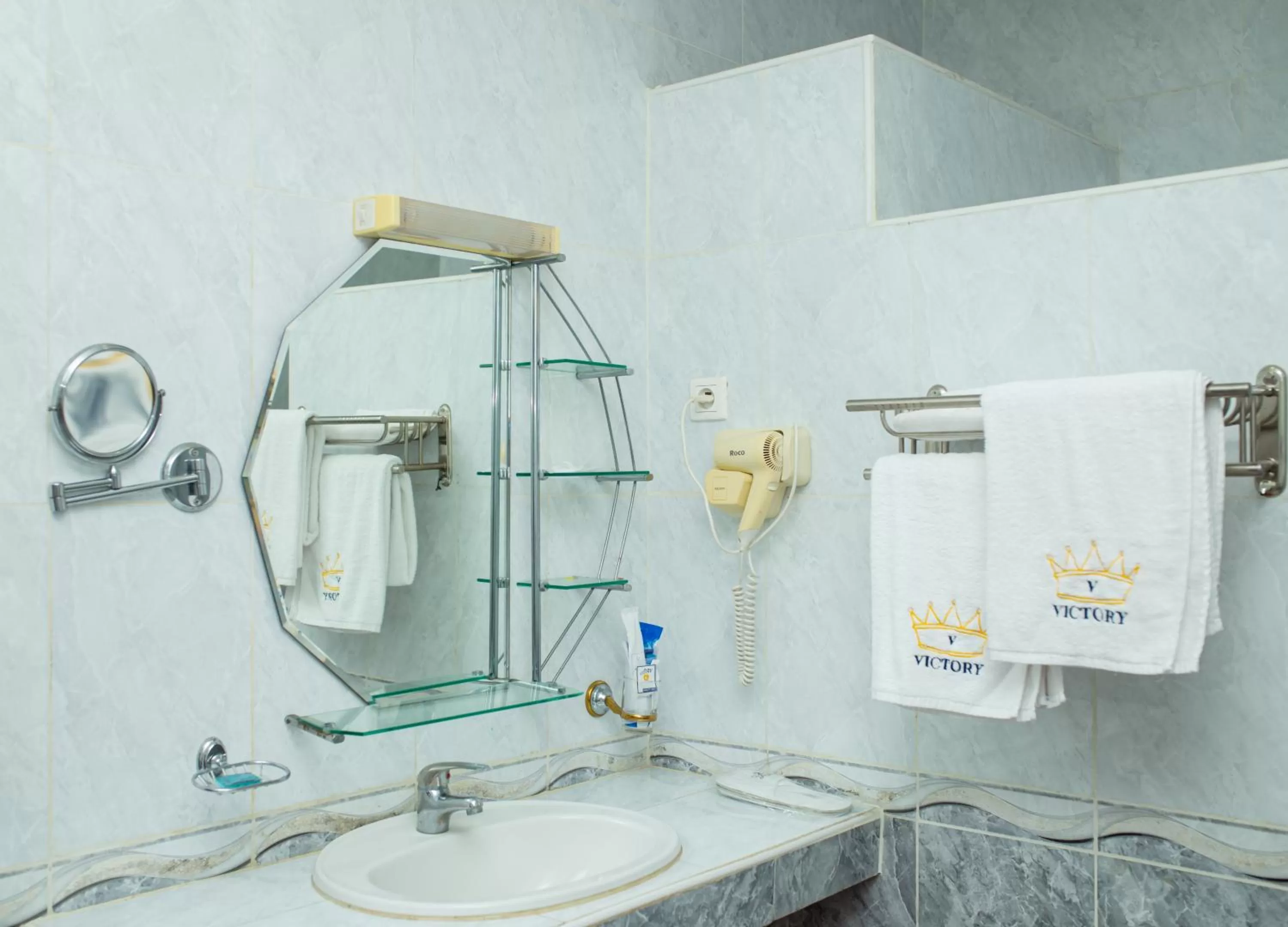 Bathroom in Amazone Hotel Tulear