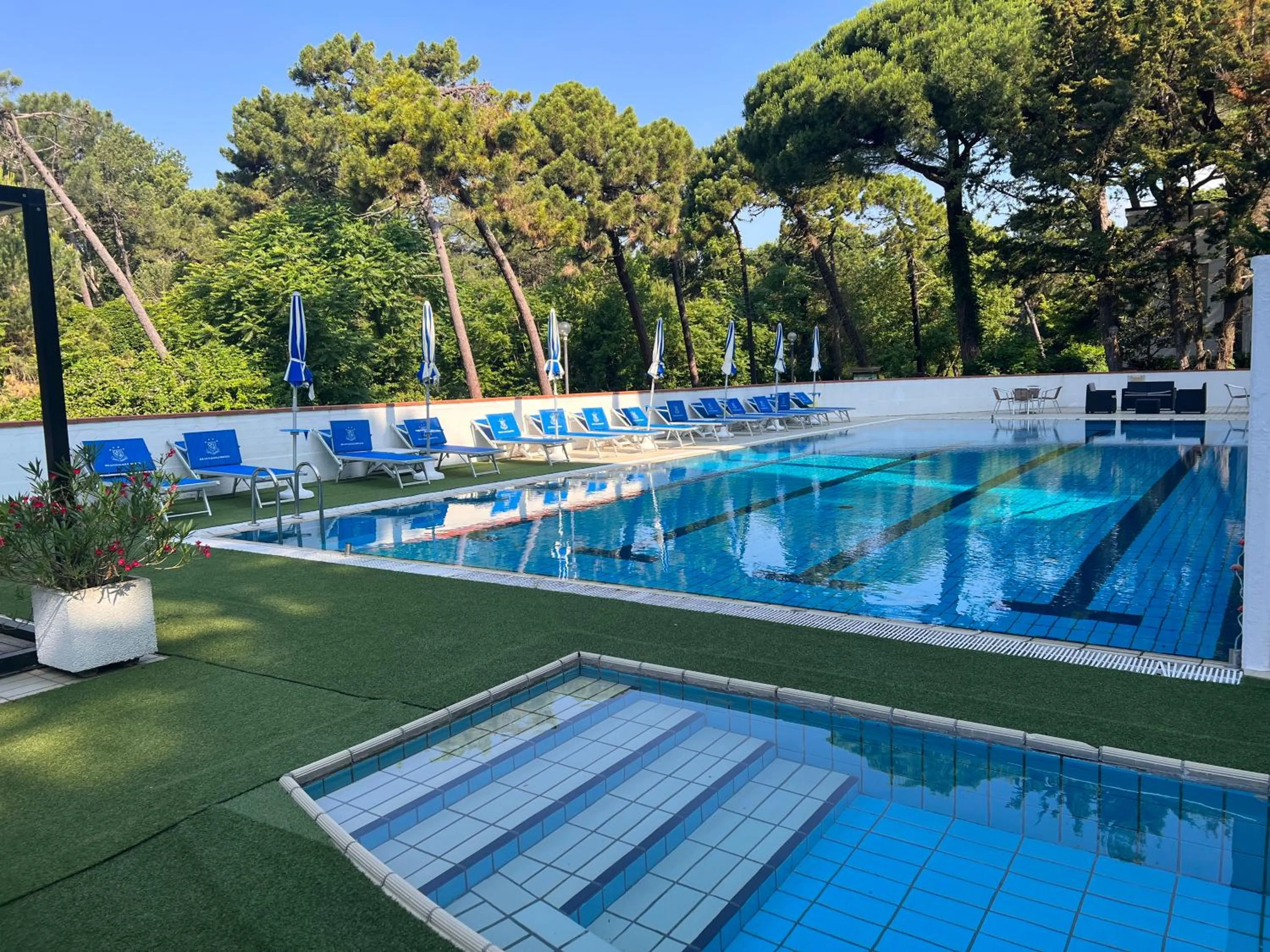 Pool View in G&D Mi.Ma Condhotel