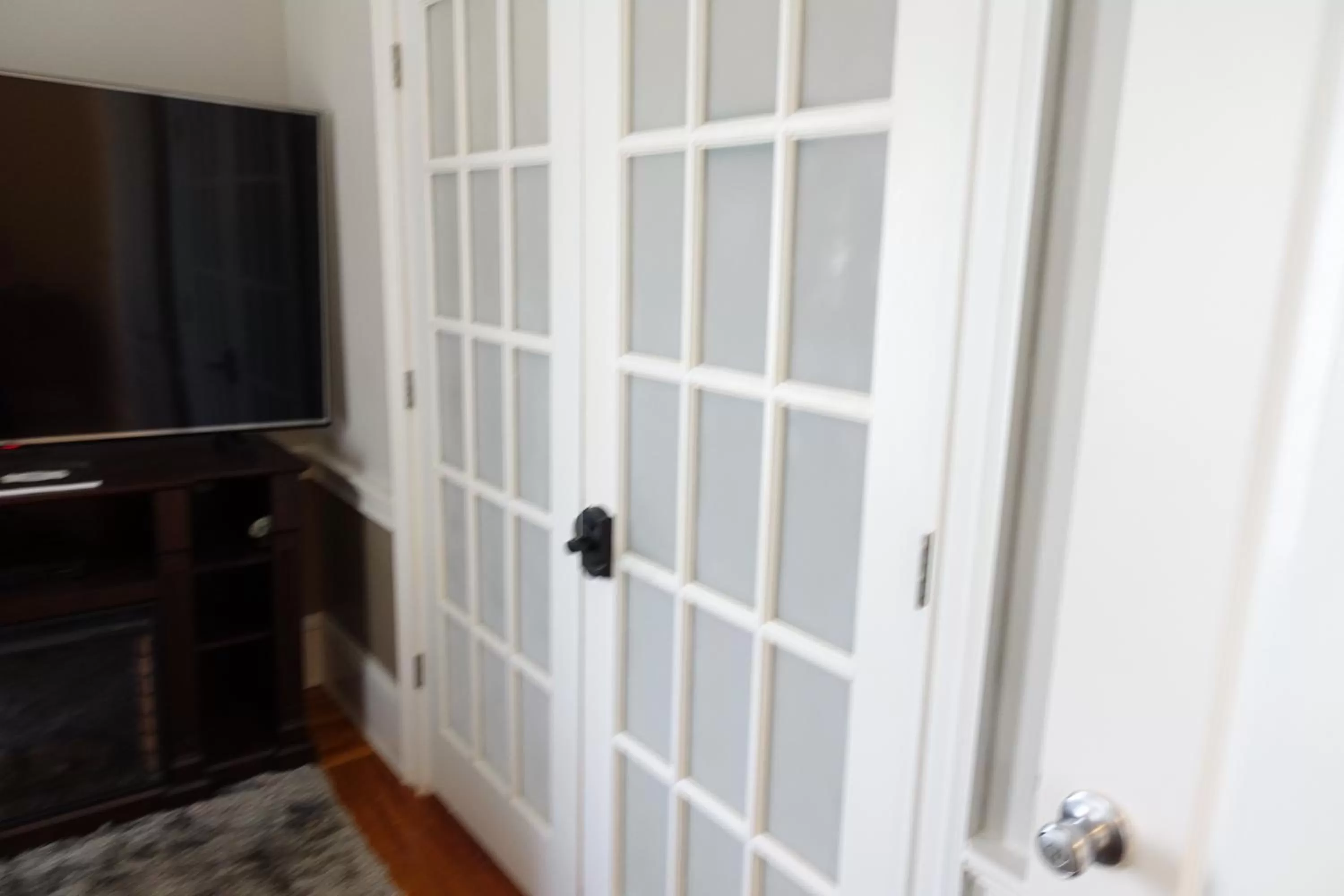 Decorative detail in Naomi's Inn Bed & Breakfast