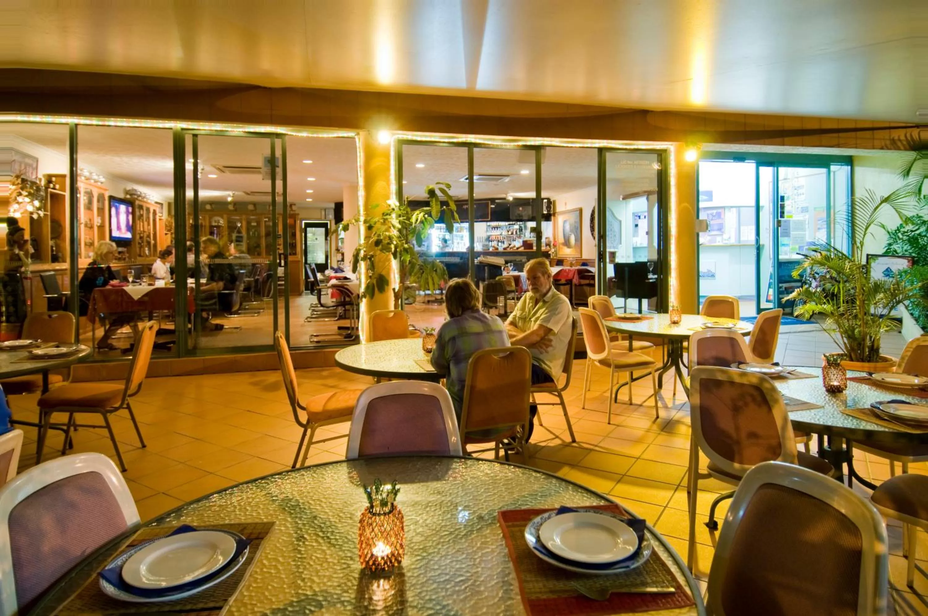 Restaurant/places to eat in Shelly Bay Resort