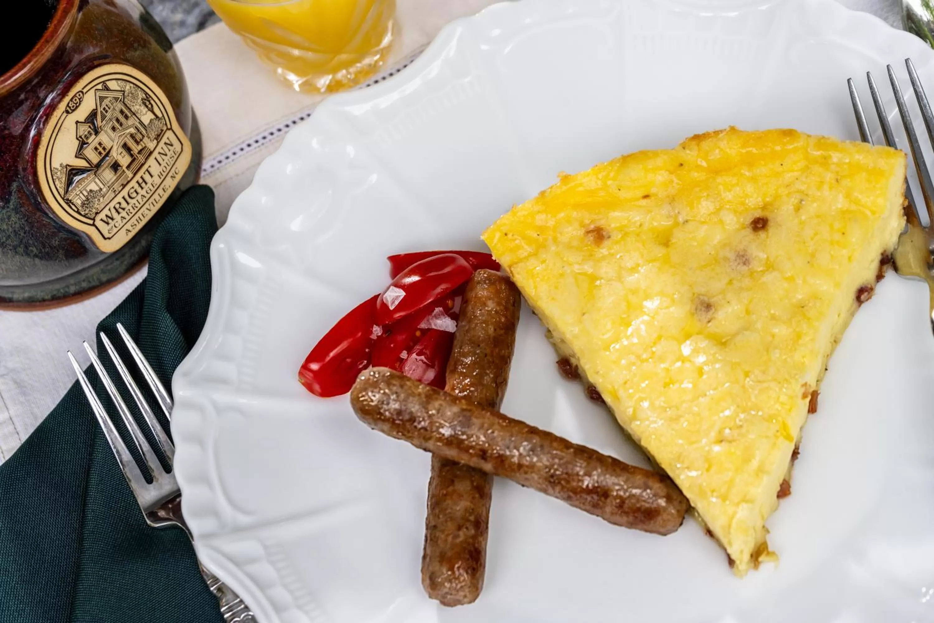 Breakfast, Food in The 1899 Wright Inn & Carriage House