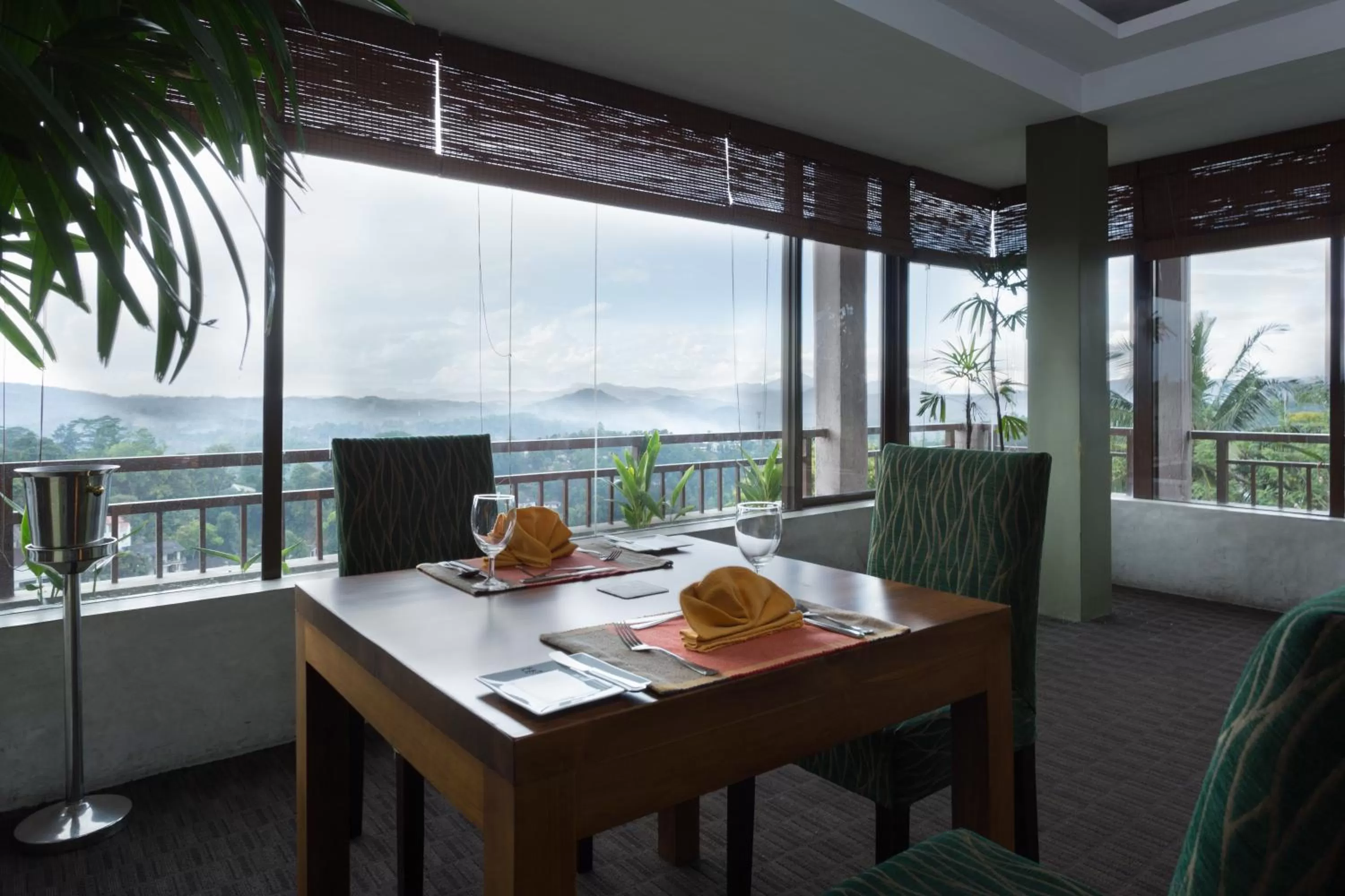 Restaurant/places to eat in Kandy The Tourmaline