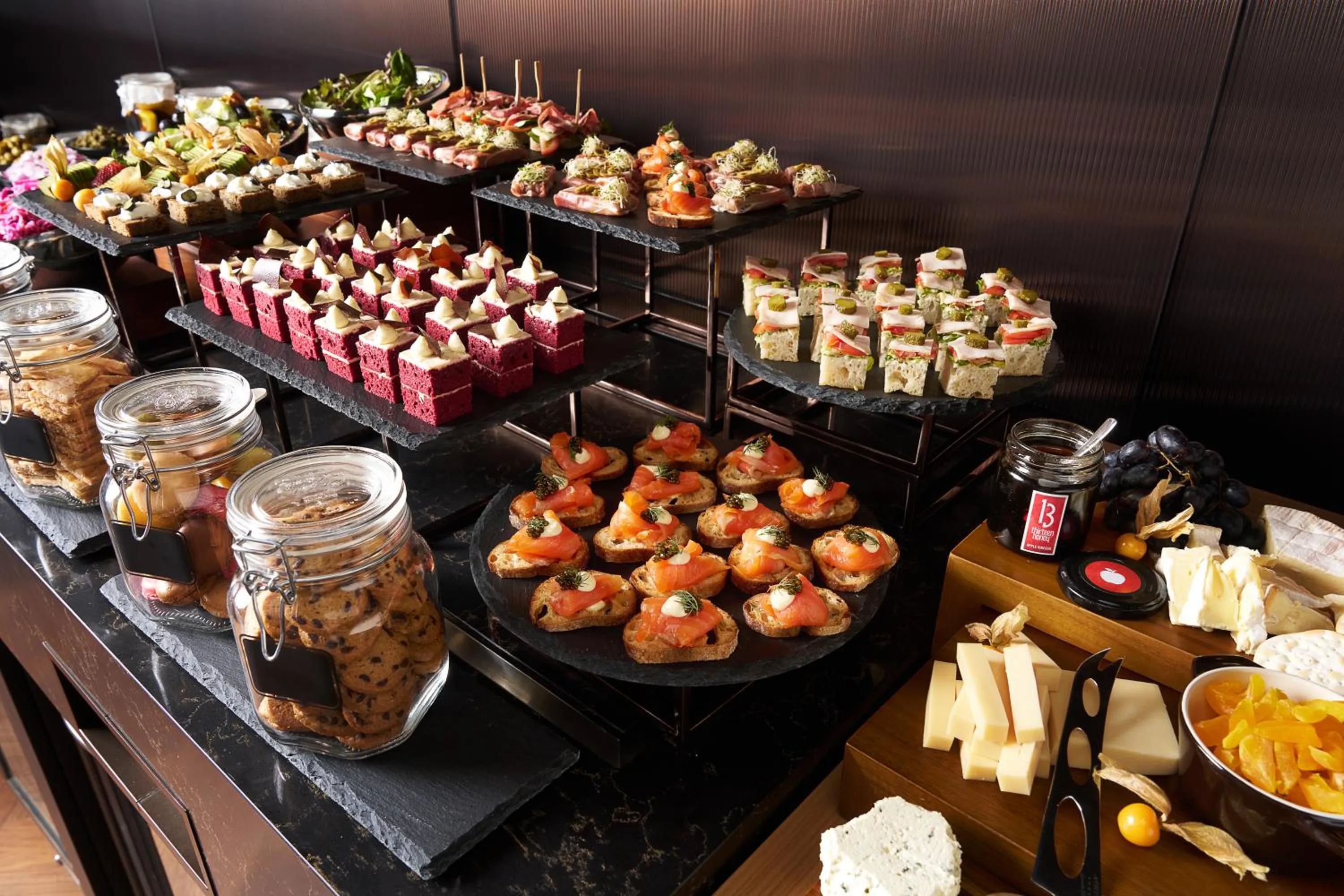 Lounge or bar in Pullman Singapore Hill Street