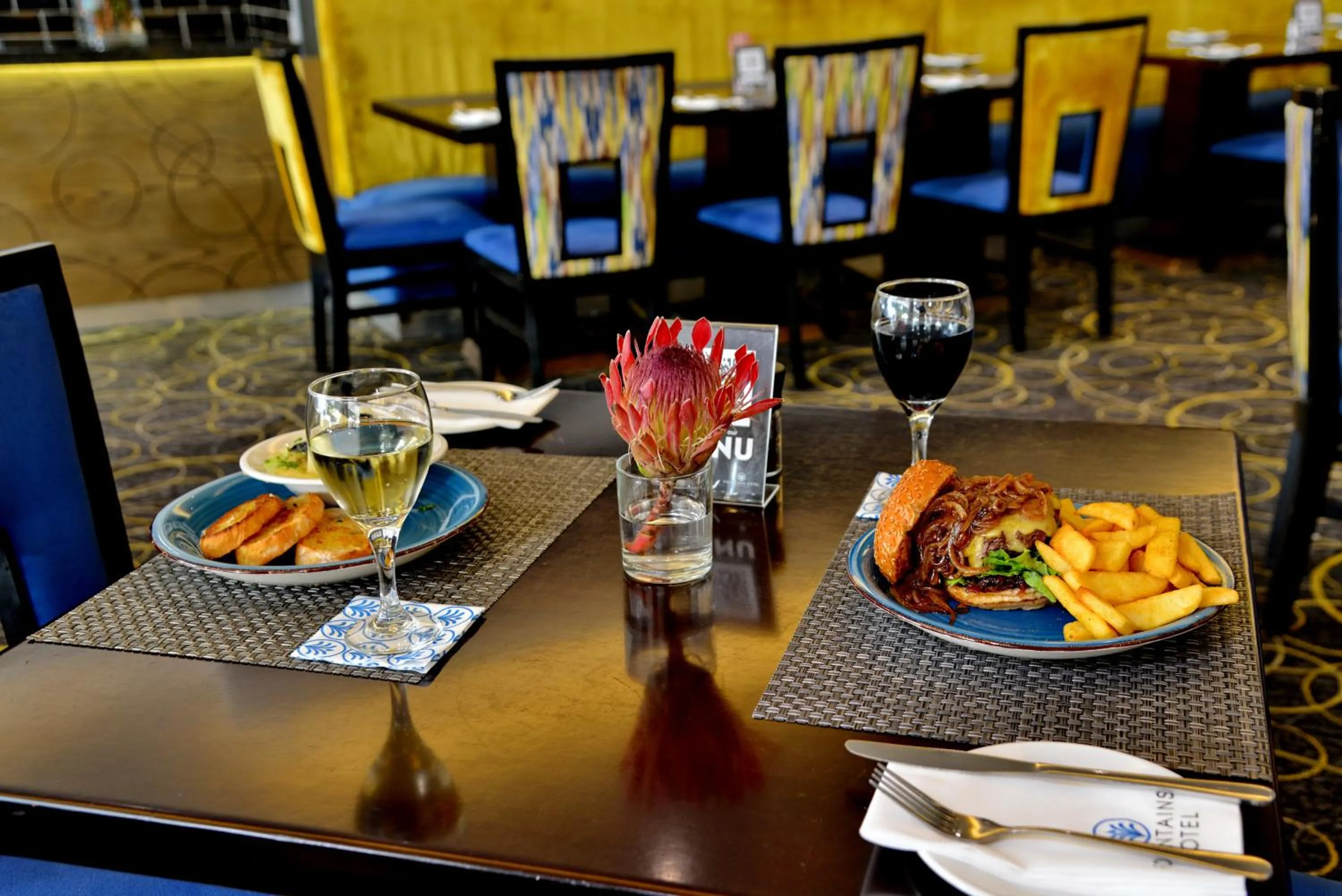 Restaurant/places to eat in Fountains Hotel