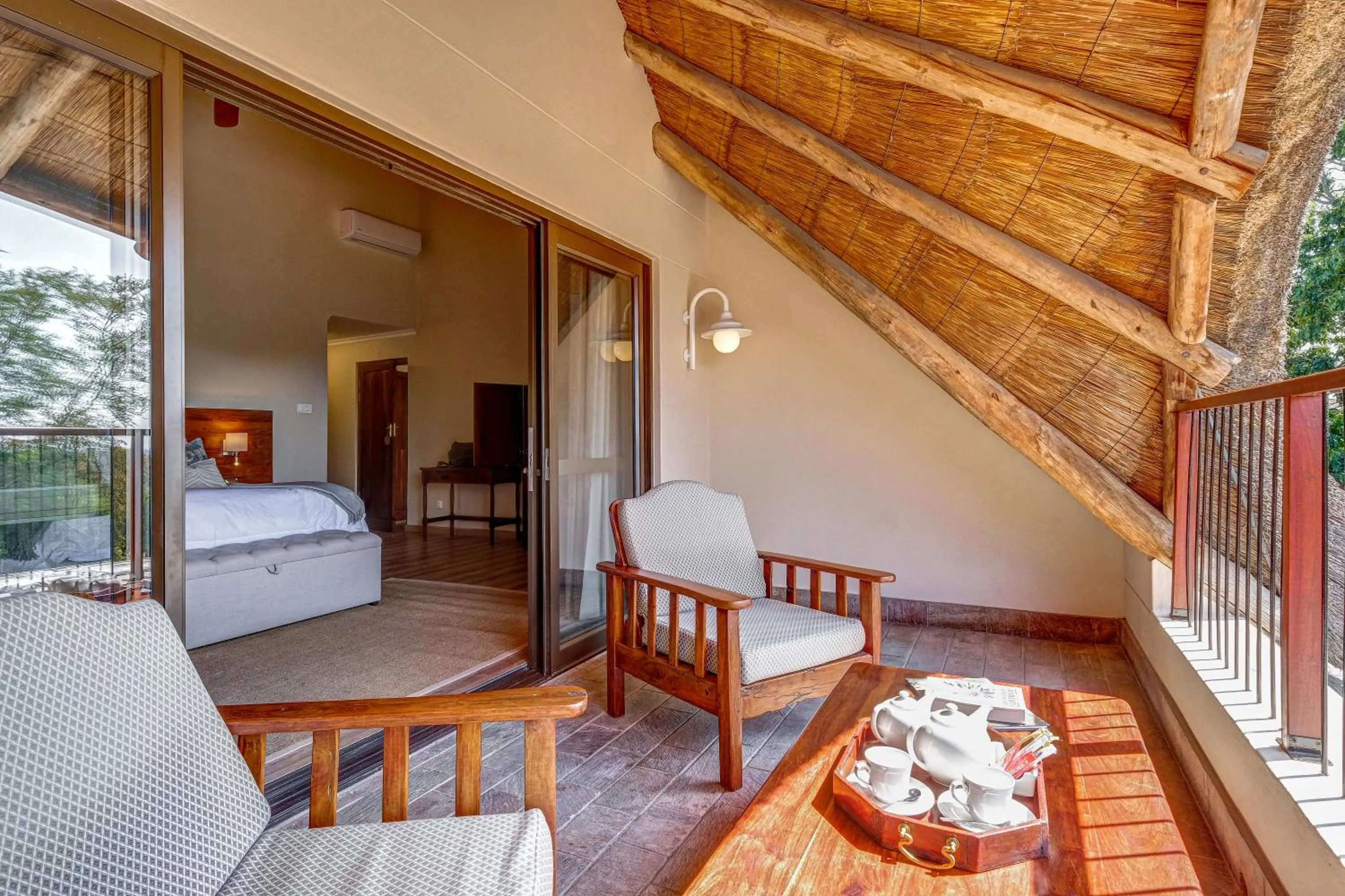 Balcony/Terrace, Bed in Ilala Lodge Hotel