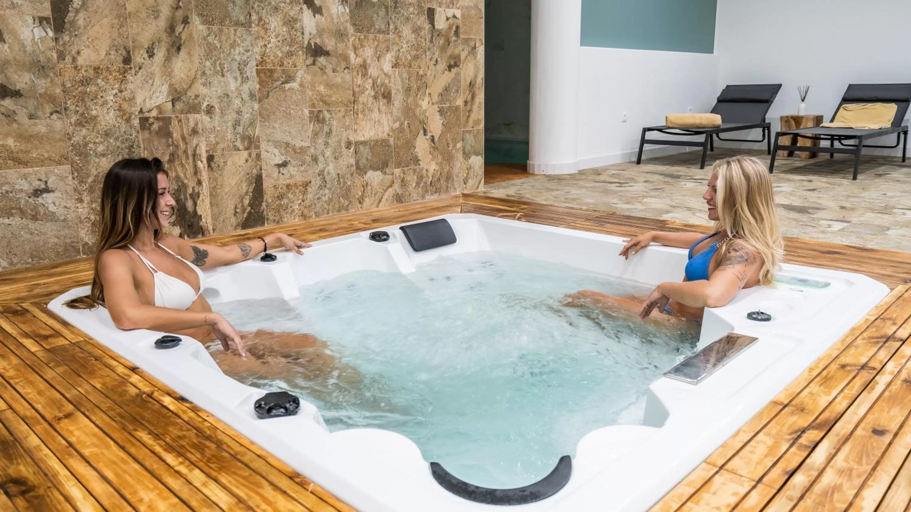 People in Hotel Ecolife Tenerife