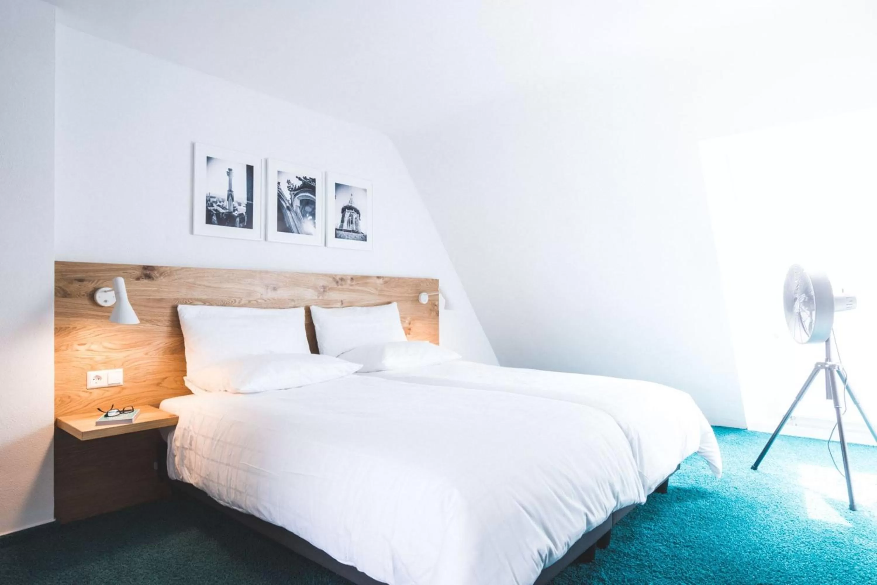 Photo of the whole room, Bed in Ulmer Münster Hotel