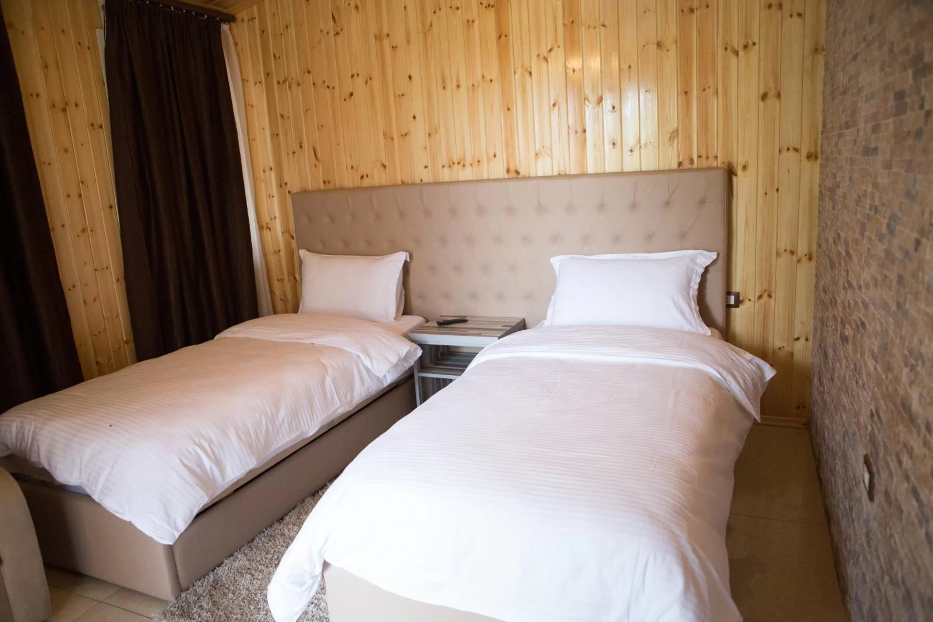 Restaurant/places to eat, Bed in Buna Park Hotel