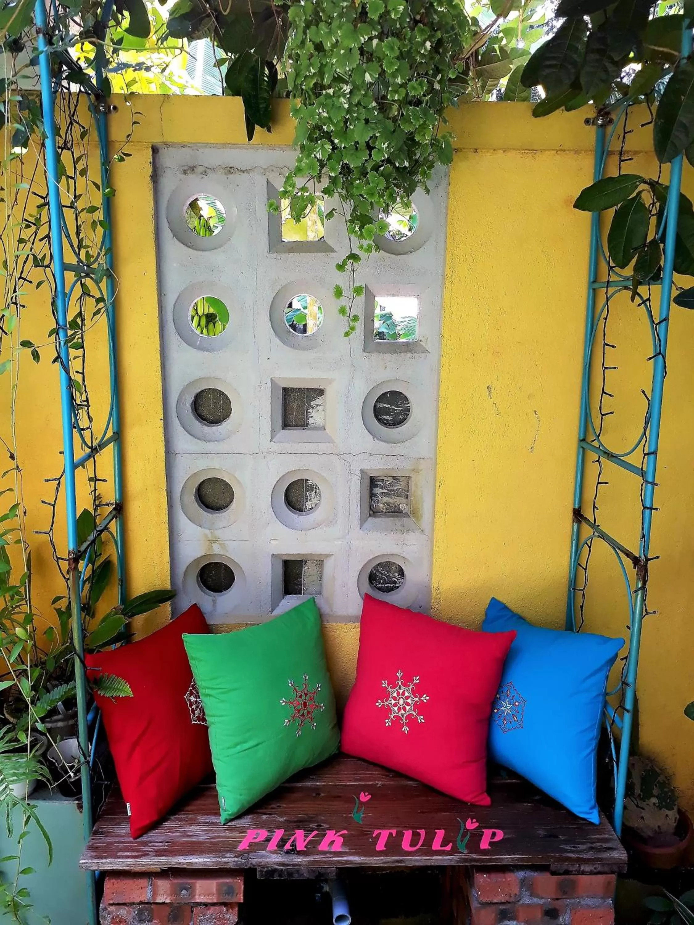 Garden in Pink Tulip Hoi An