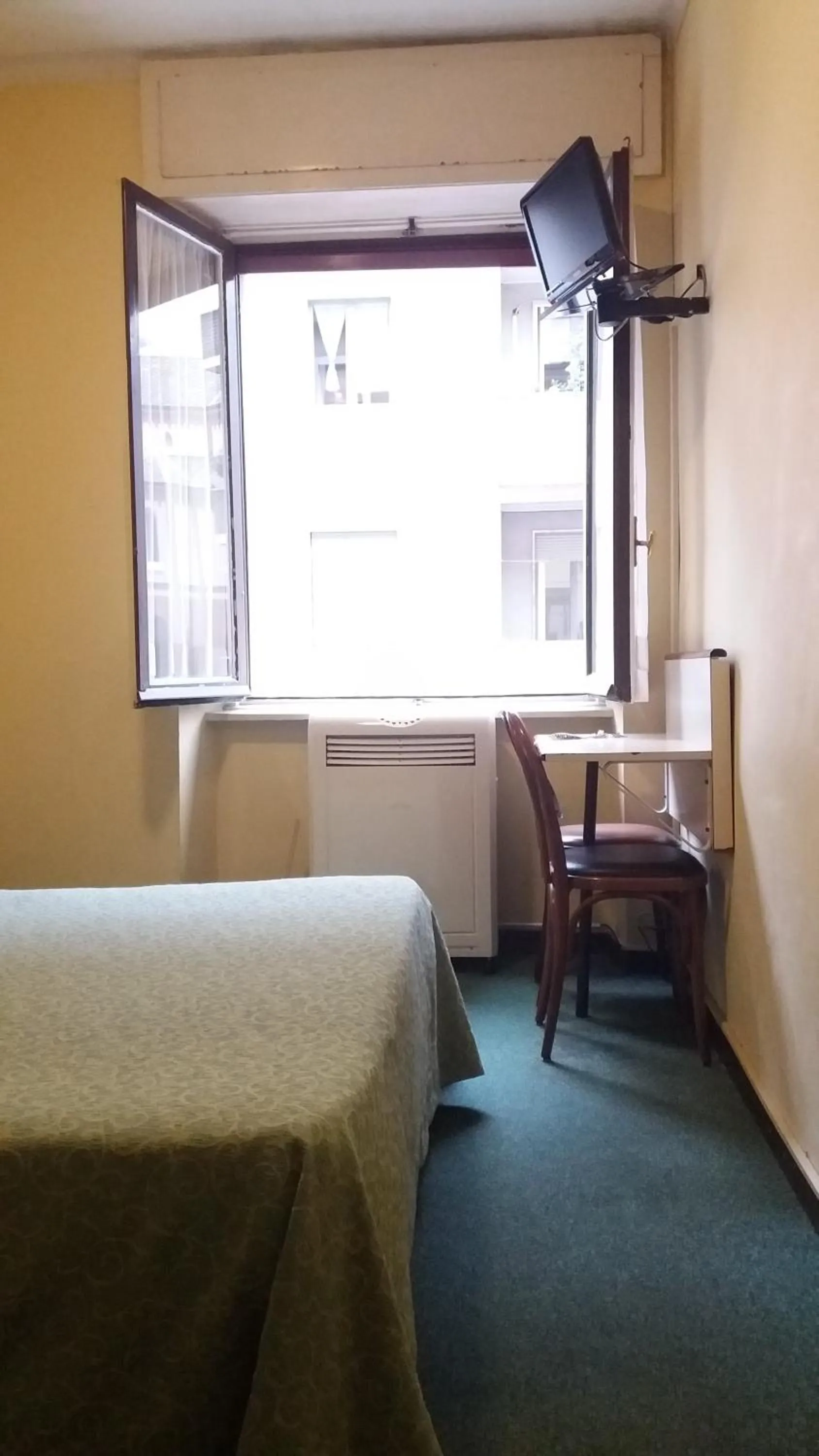 Decorative detail, Bed in Hotel Boston