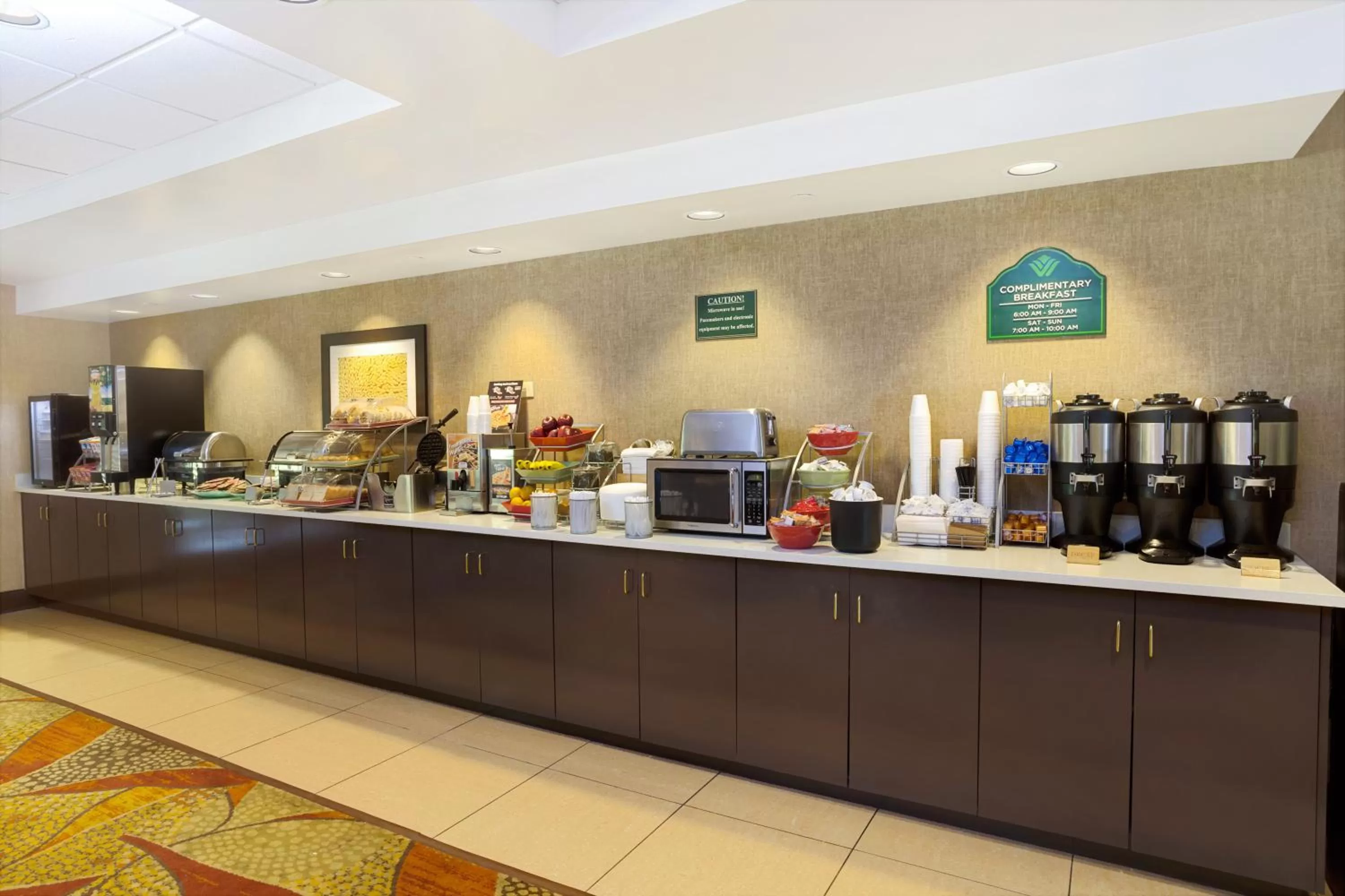 Coffee/tea facilities in Wingate by Wyndham Raleigh Durham / Airport