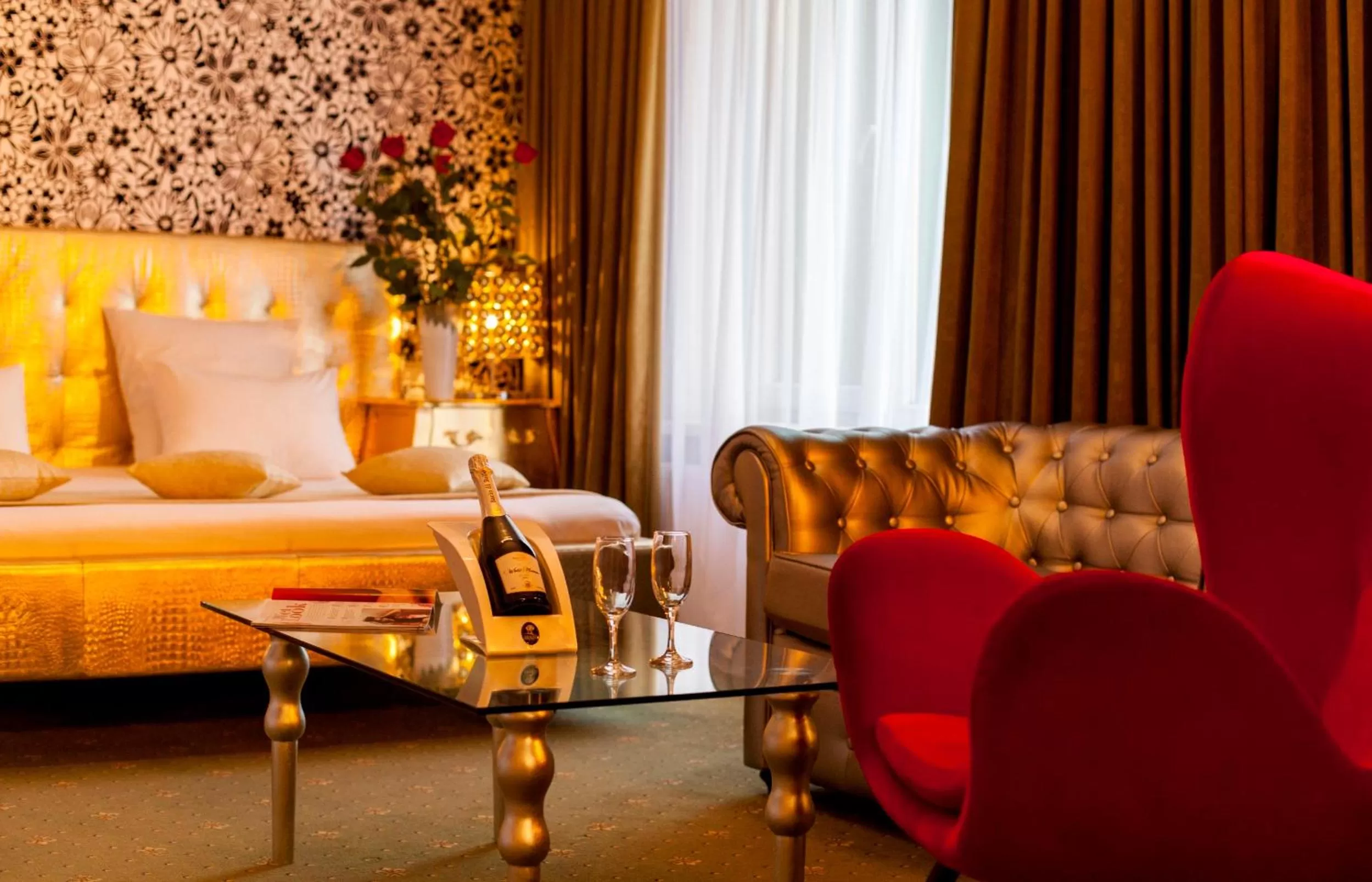 Photo of the whole room, Bed in Weekend Boutique Hotel