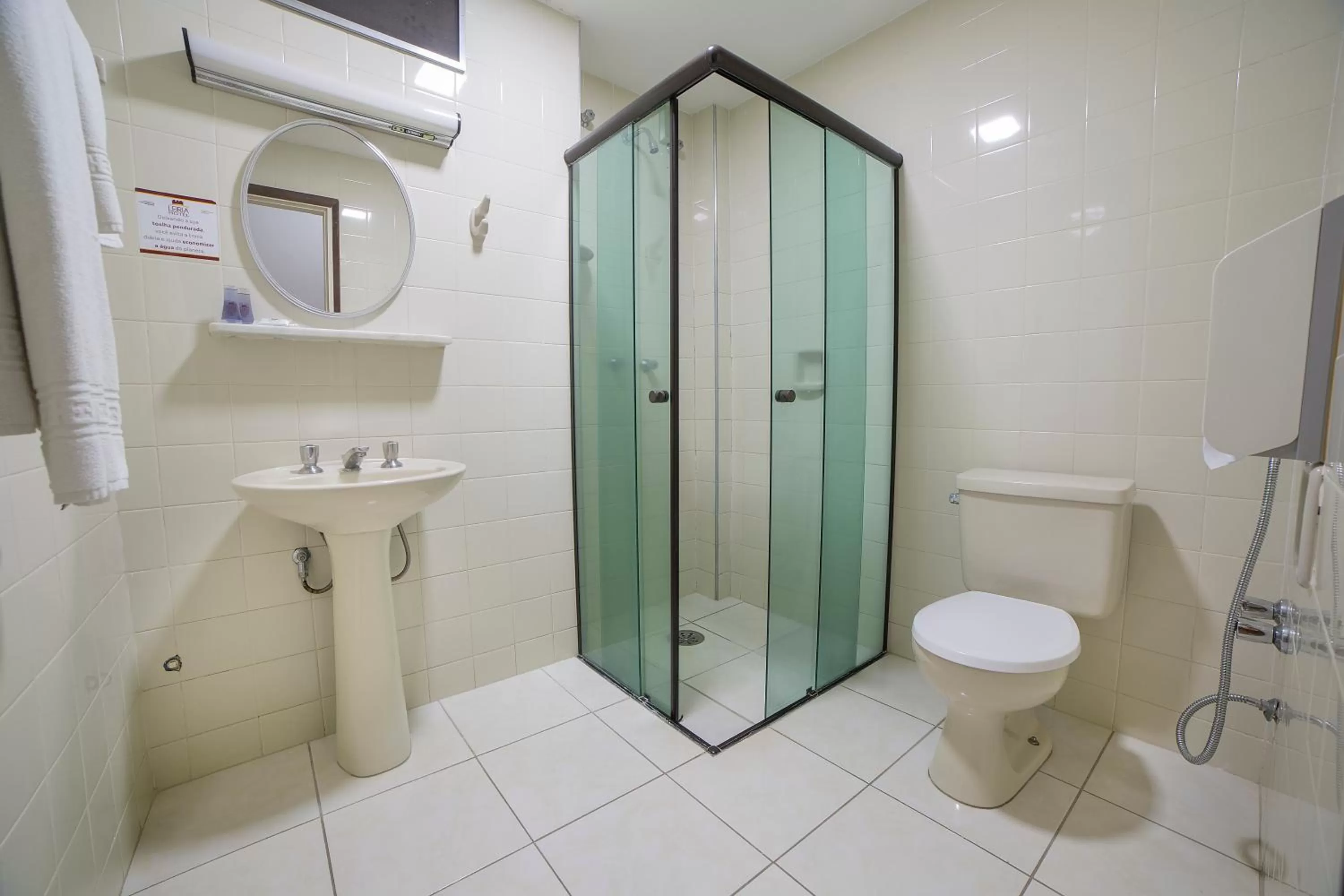 Bathroom in Hotel Leiria