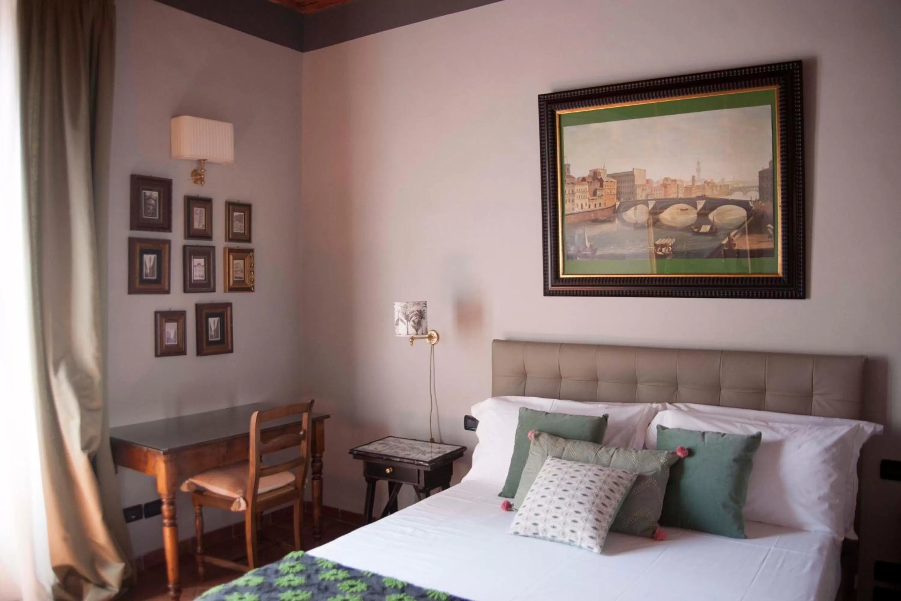 Bed in Antica Dimora De' Benci