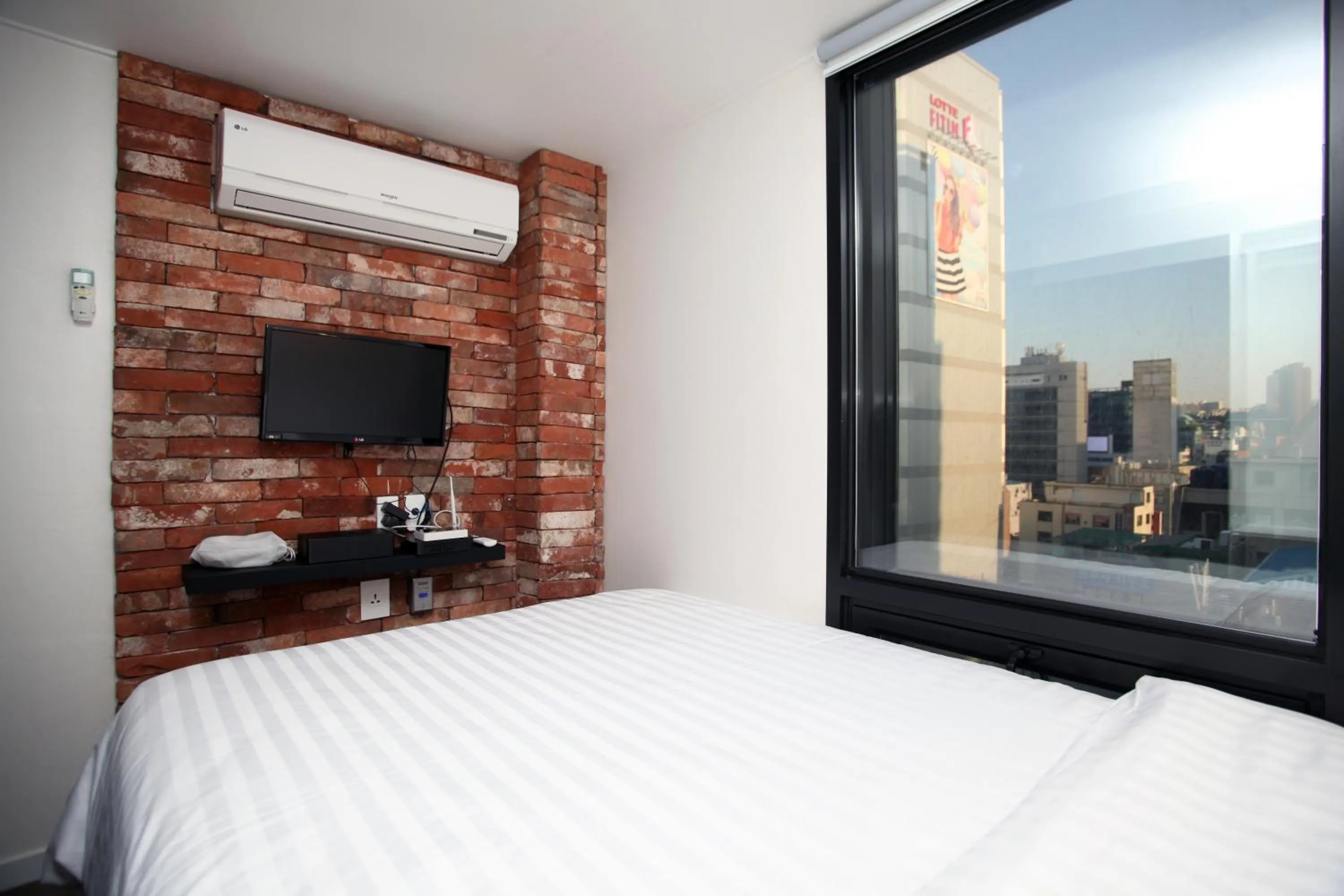 Photo of the whole room, TV/Entertainment Center in K Pop Hotel Dongdaemun