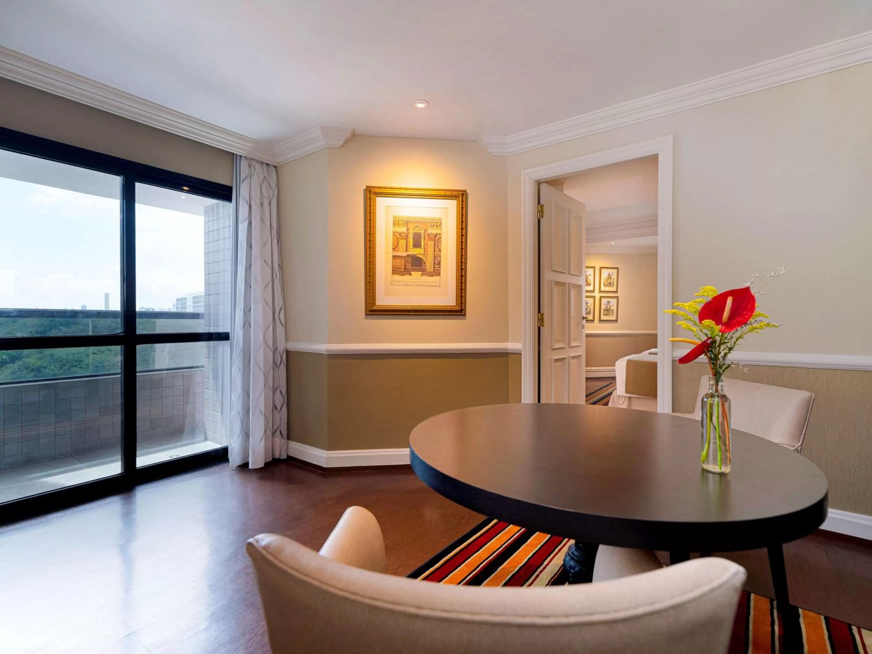 Photo of the whole room in Grand Mercure Sao Paulo Ibirapuera