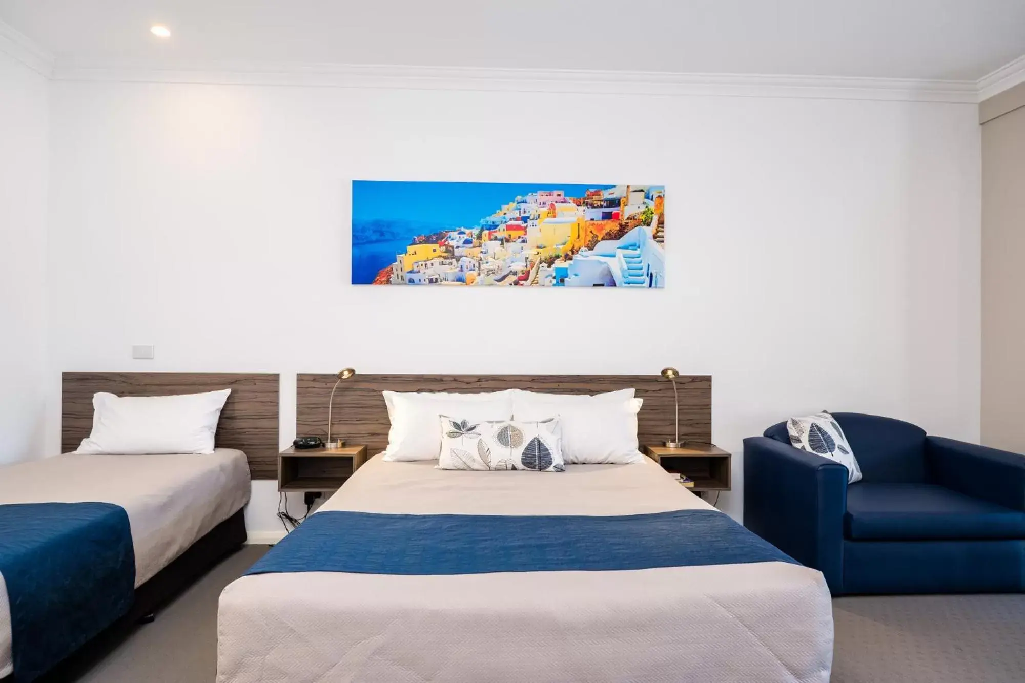 Deluxe Family Room in Commercial Golf Resort Deluxe Family Room in Commercial Golf Resort