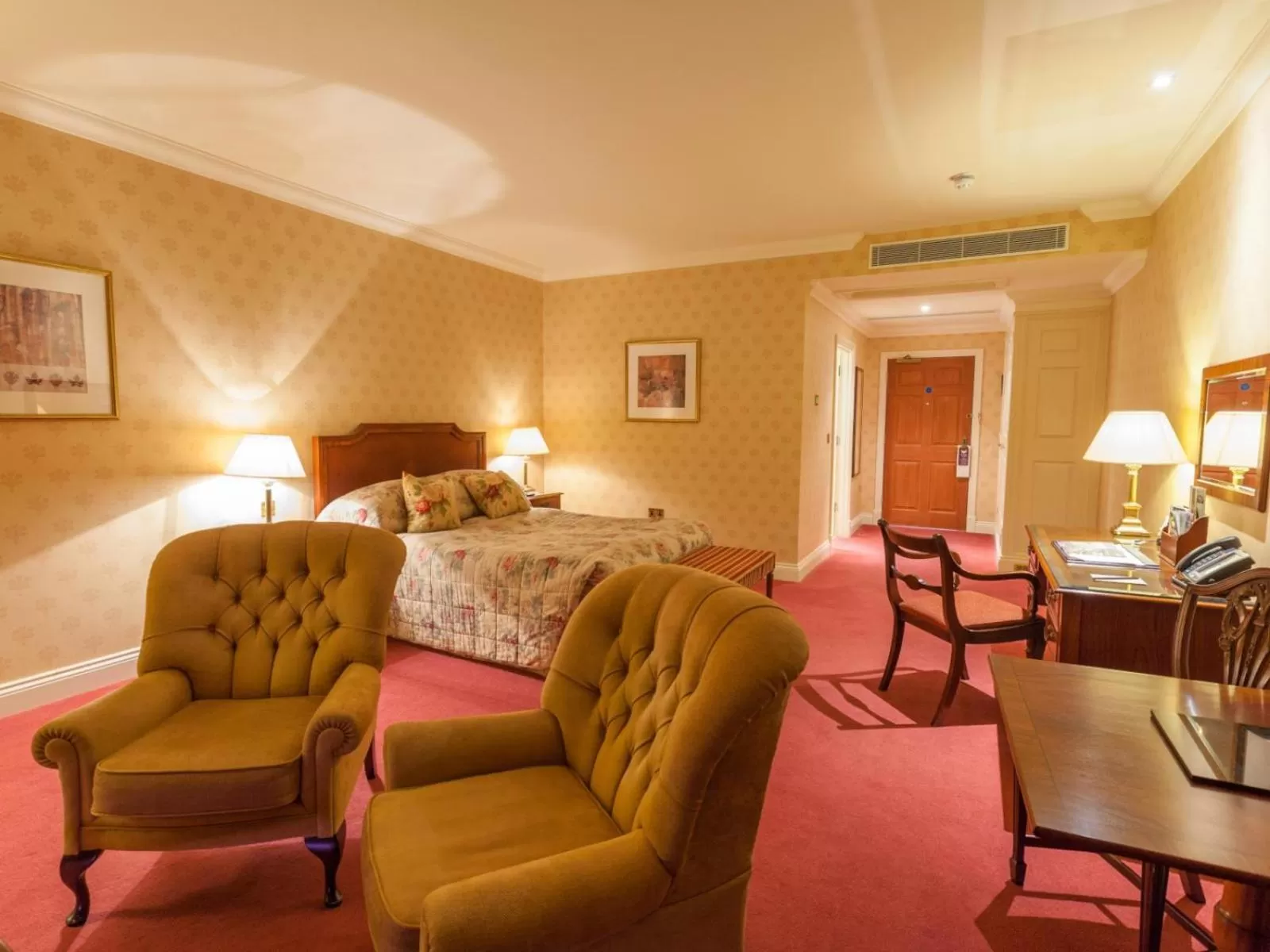 Seating area in Luton Hoo Hotel, Golf and Spa