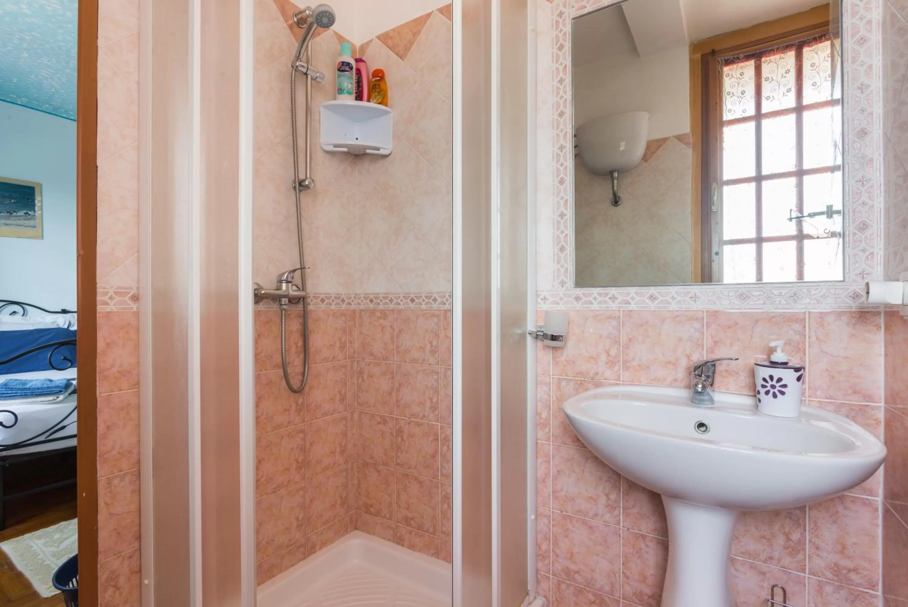 Bathroom in B&B Il Mirto
