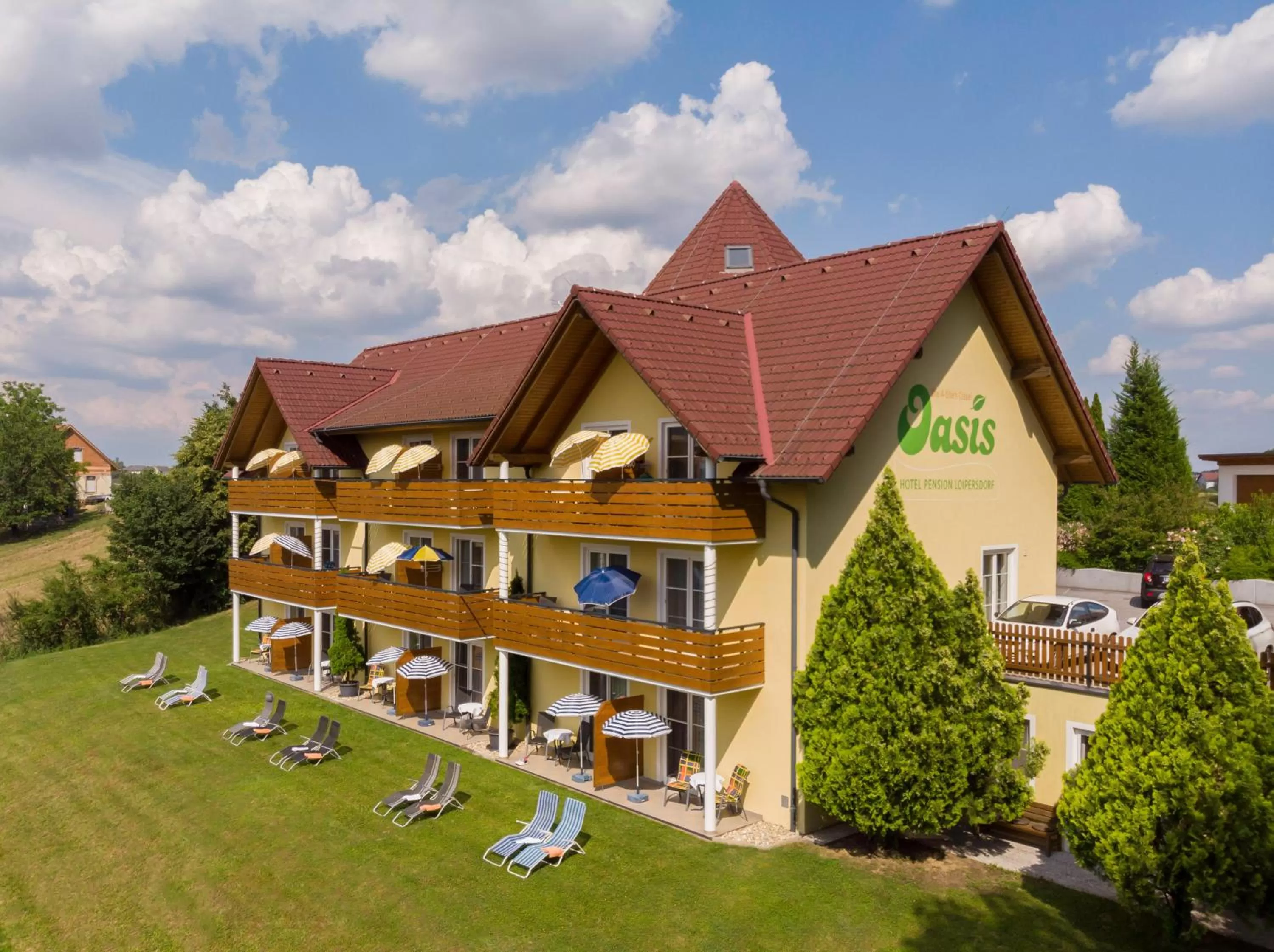 Bird's eye view in Hotel Garni Oasis Loipersdorf