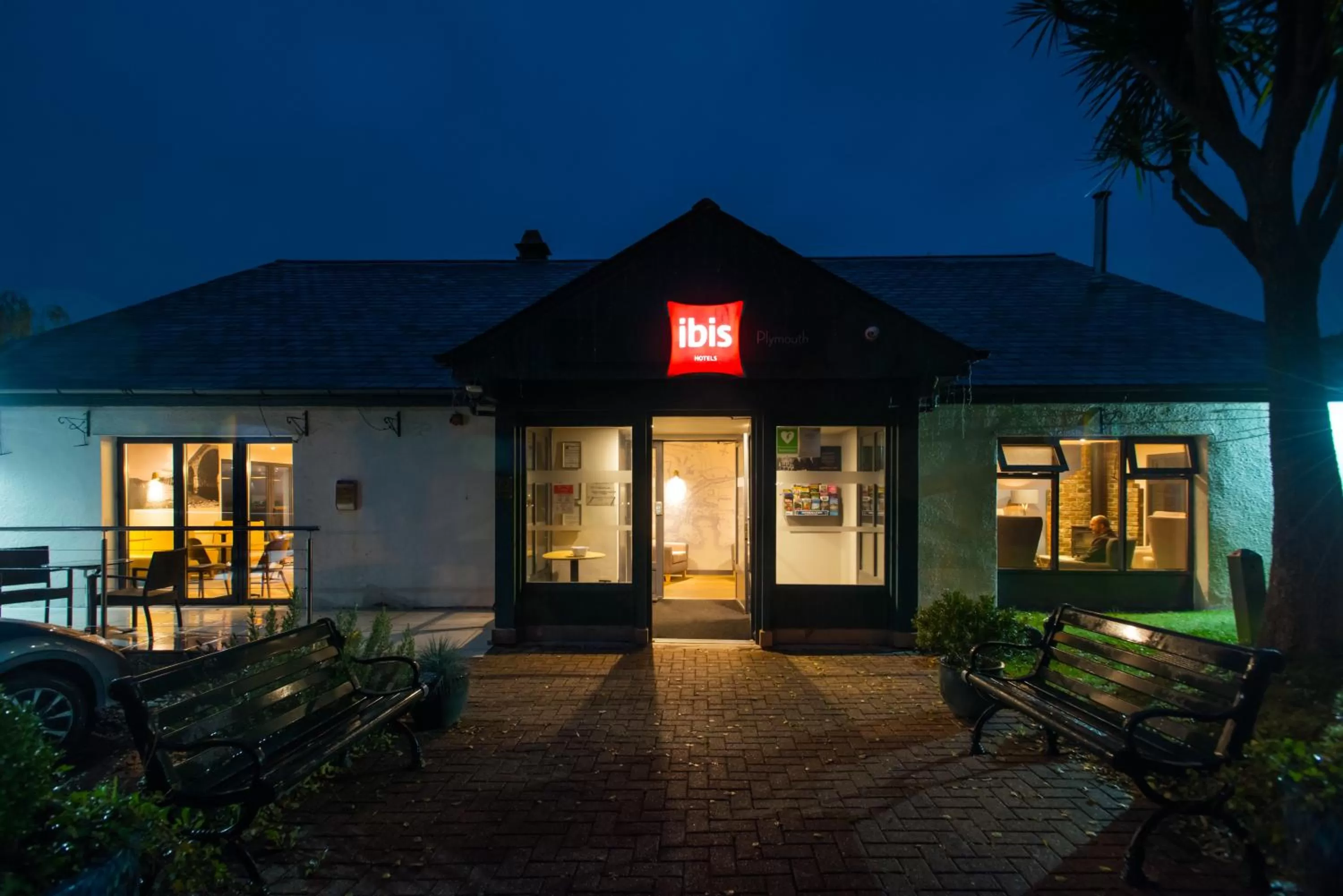 Facade/entrance in ibis Plymouth