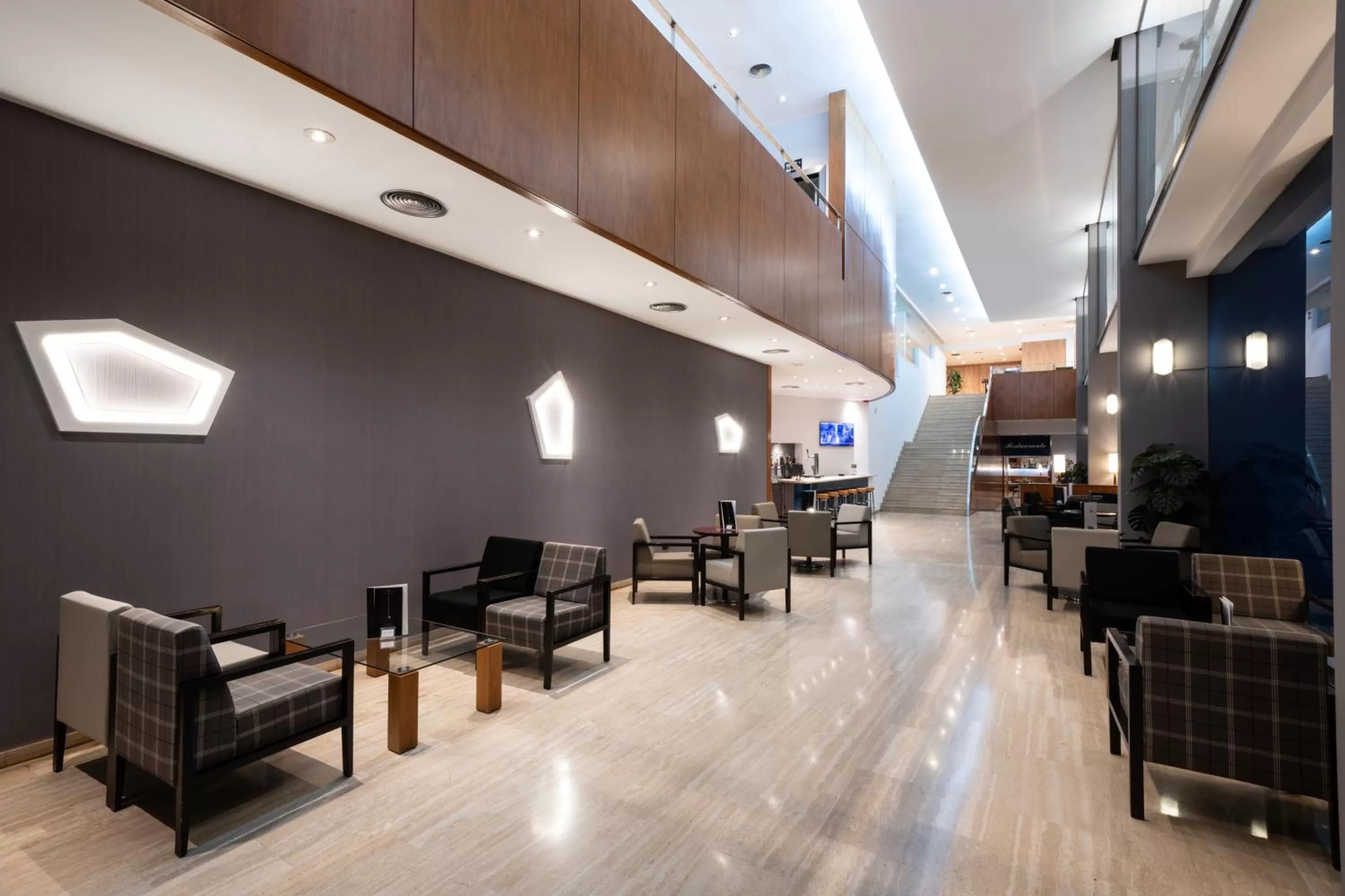 Lounge or bar in Catalonia Gran Hotel Verdi