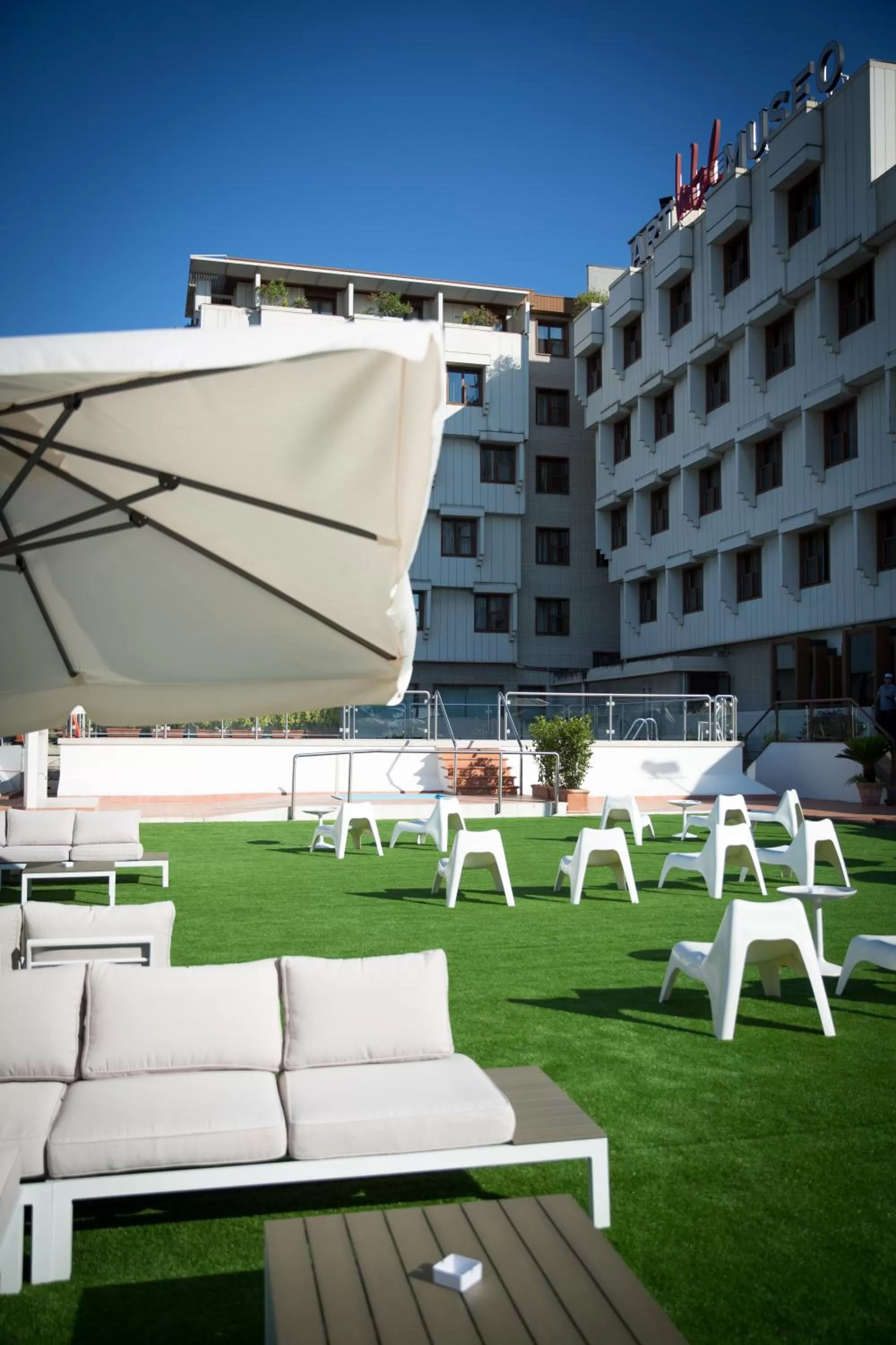 Swimming pool in Art Hotel Museo