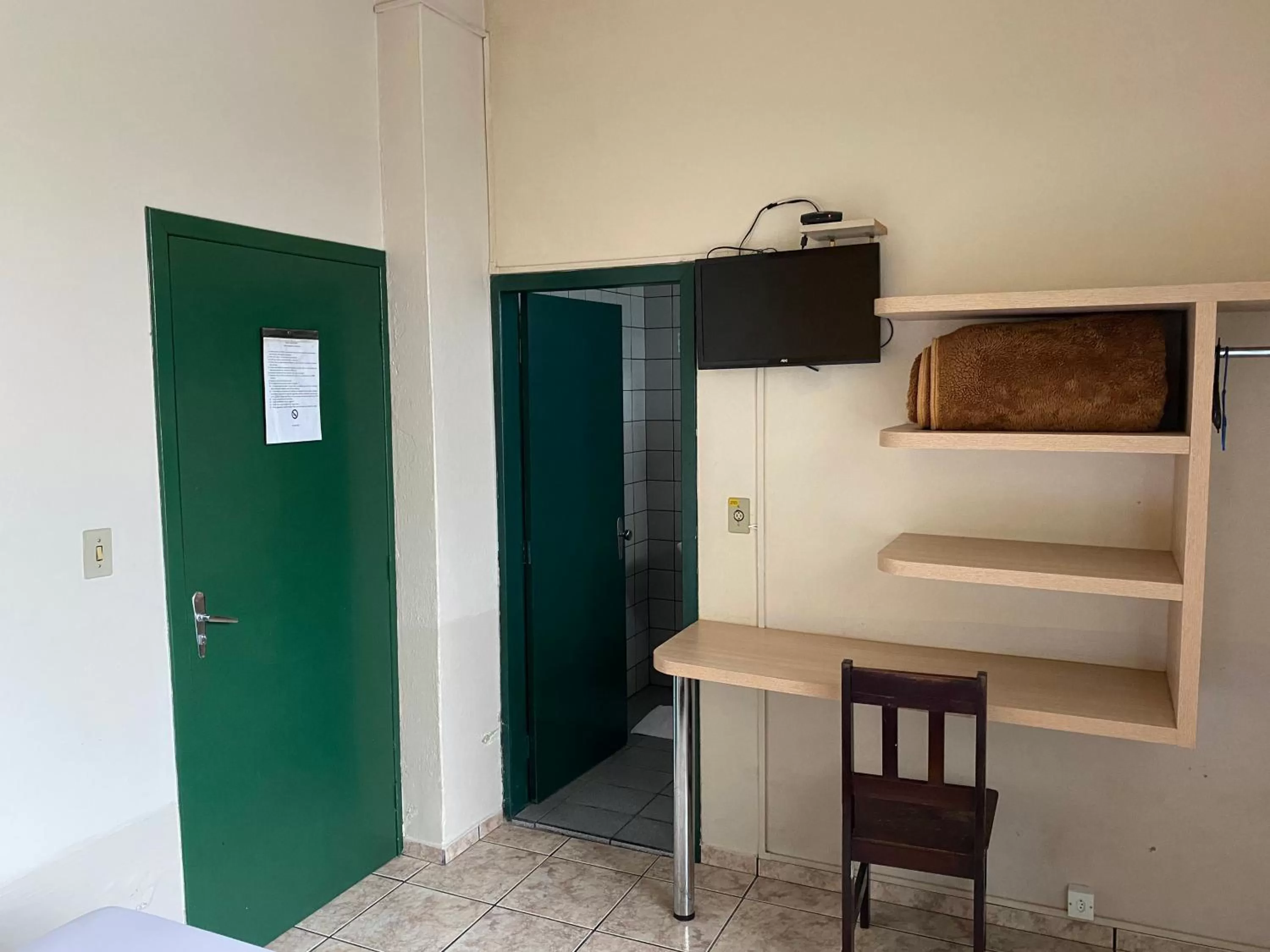 Bedroom, TV/Entertainment Center in Hotel Bavarium