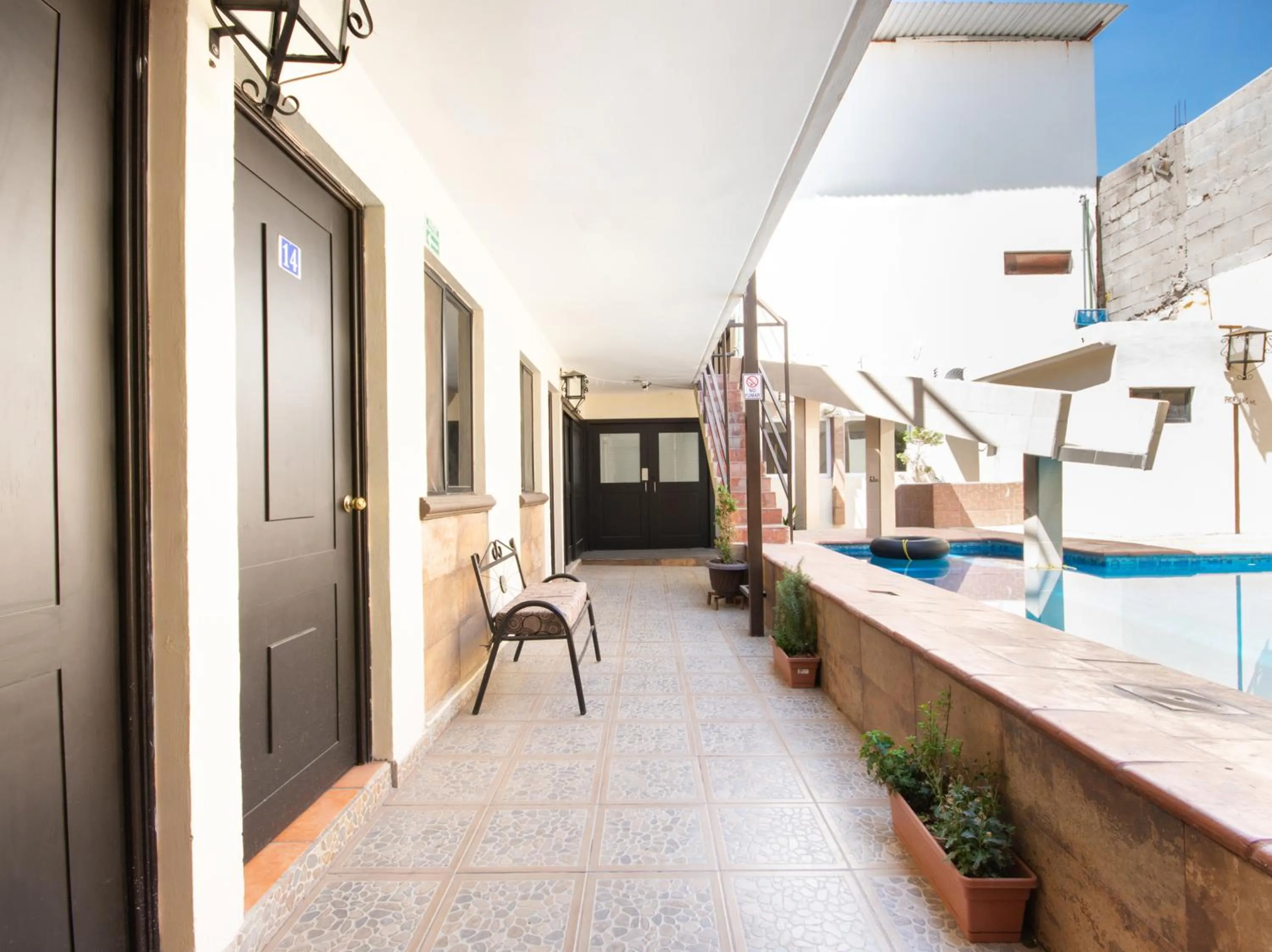 Swimming pool in HOTELES CATEDRAL Torreón