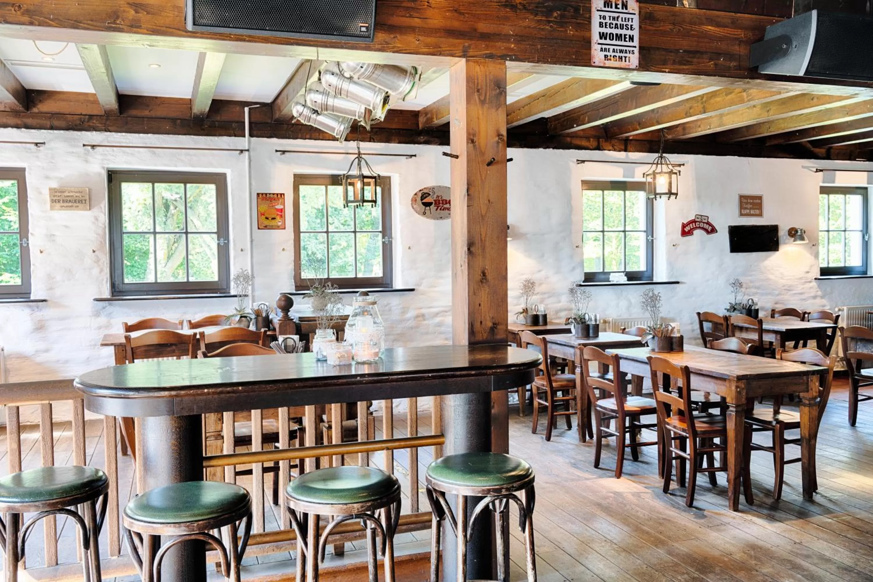 Restaurant/places to eat in Welcome Hotel Wesel