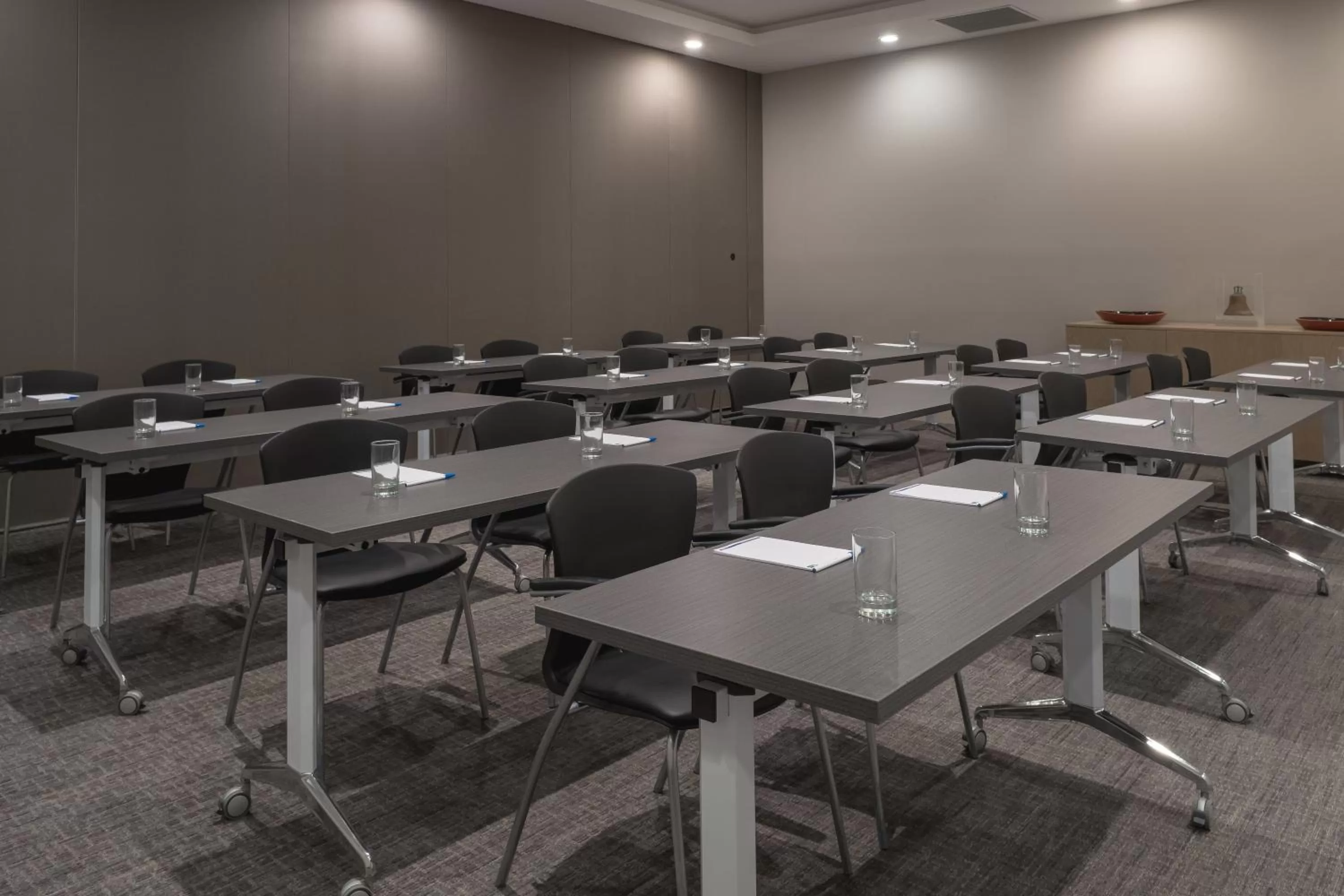 Meeting/conference room in Holiday Inn Express & Suites Silao Aeropuerto Terminal by IHG