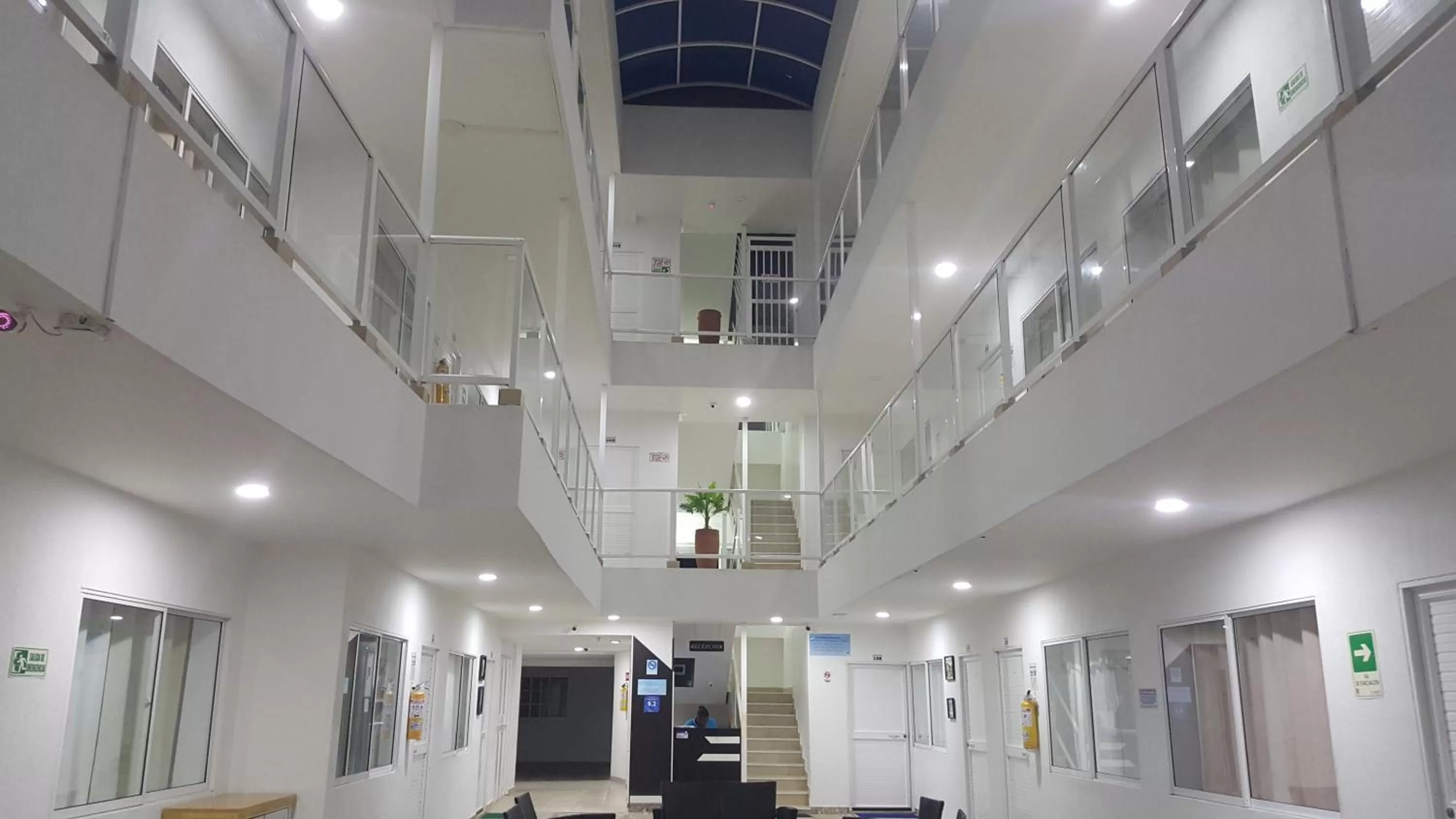 Lobby/Reception in Caribbean Island Hotel Piso 2