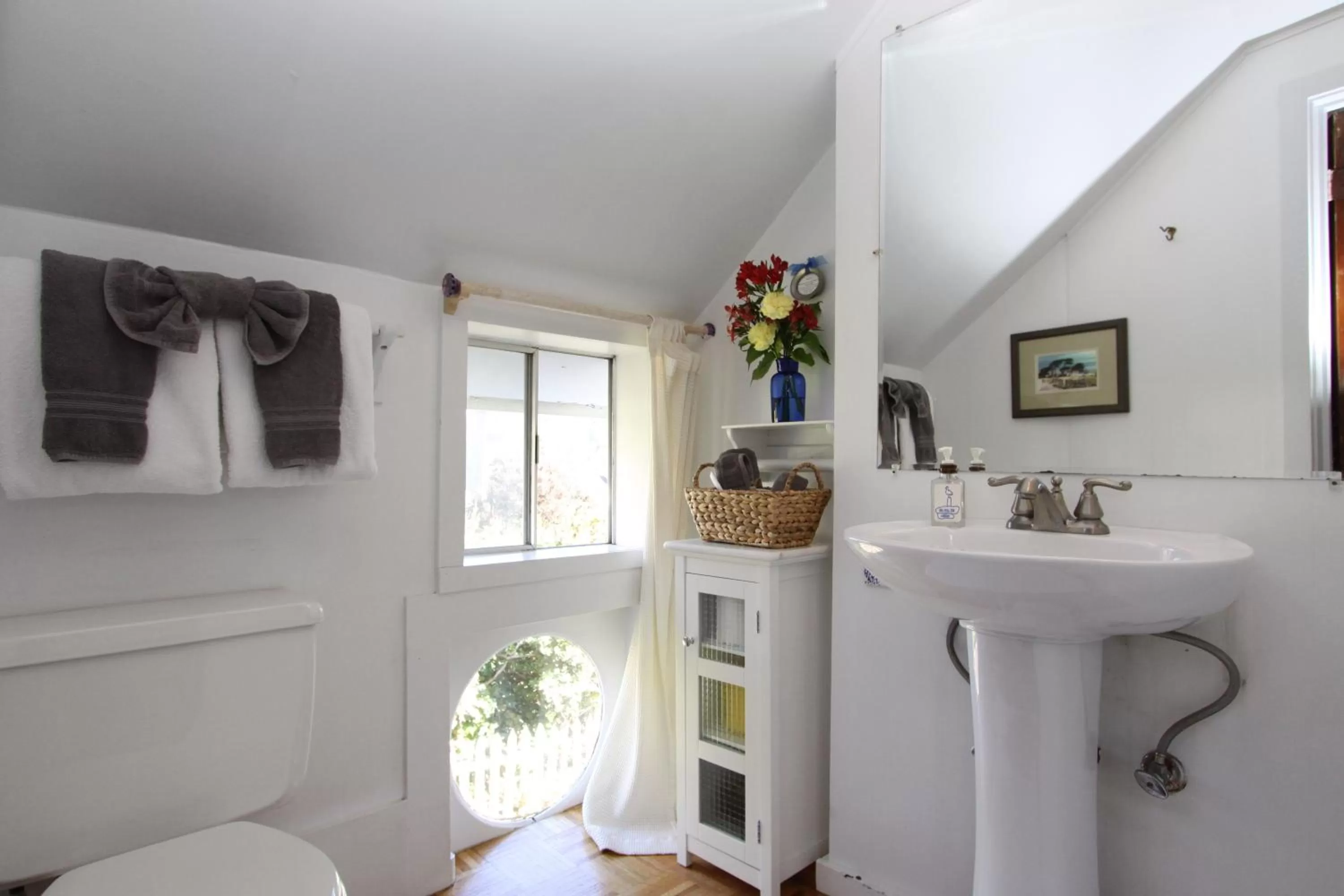 Bathroom in Seagull Inn Bed & Breakfast